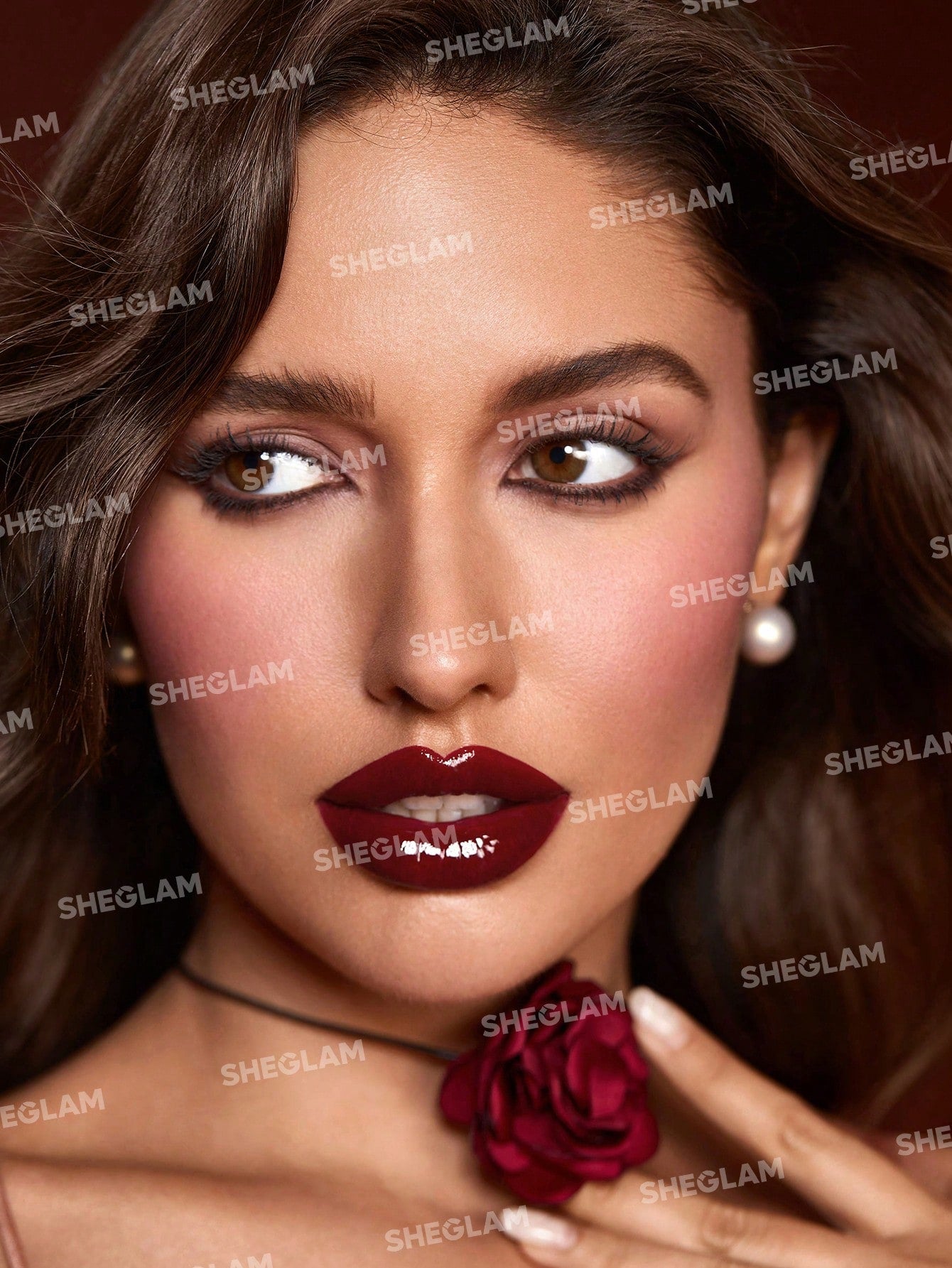 Лімітований набір косметики SHEGLAM Ember Rose collection