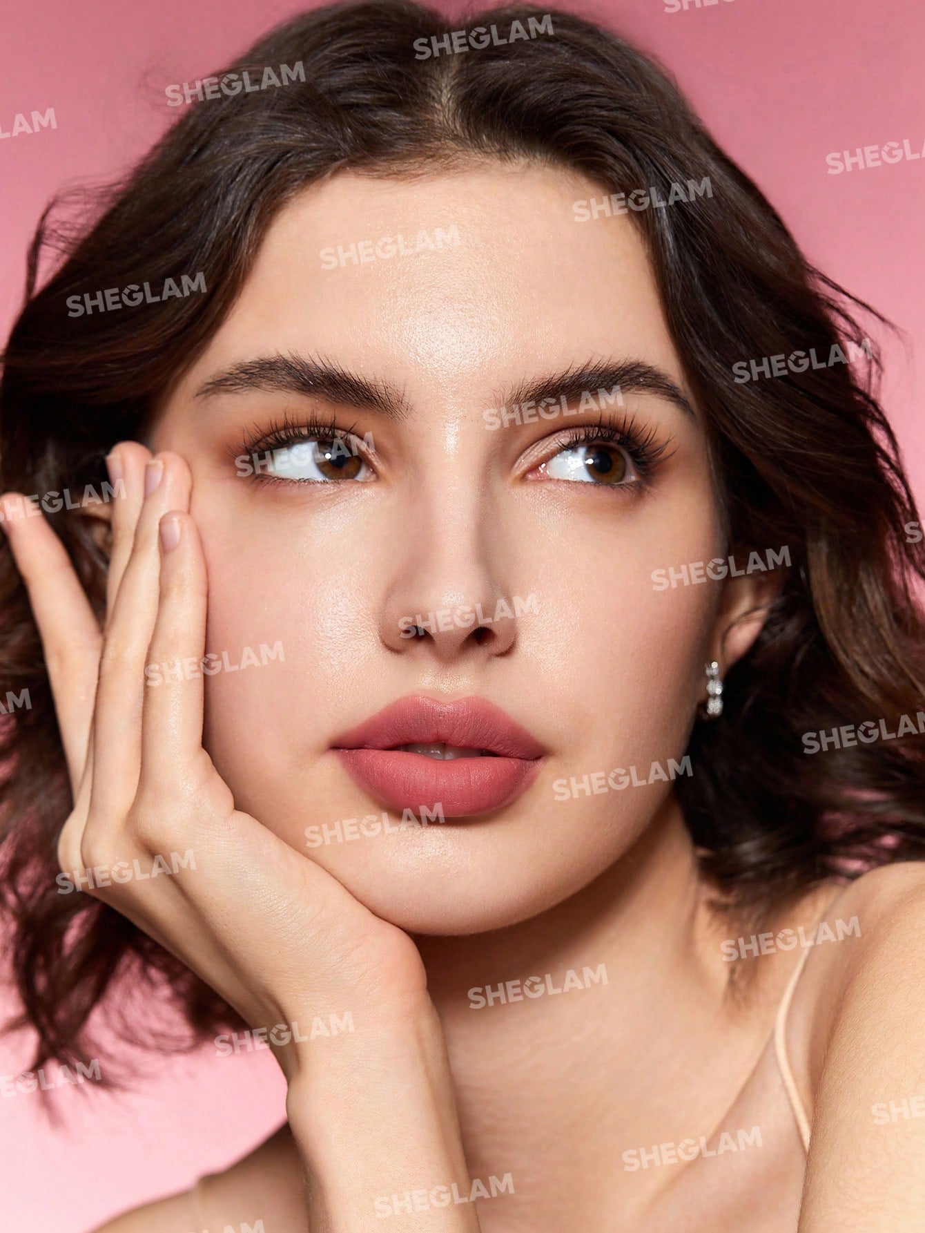 Помада STARLIGHT VELVET LIPSTICK - BEACH BABE | SHEGLAM