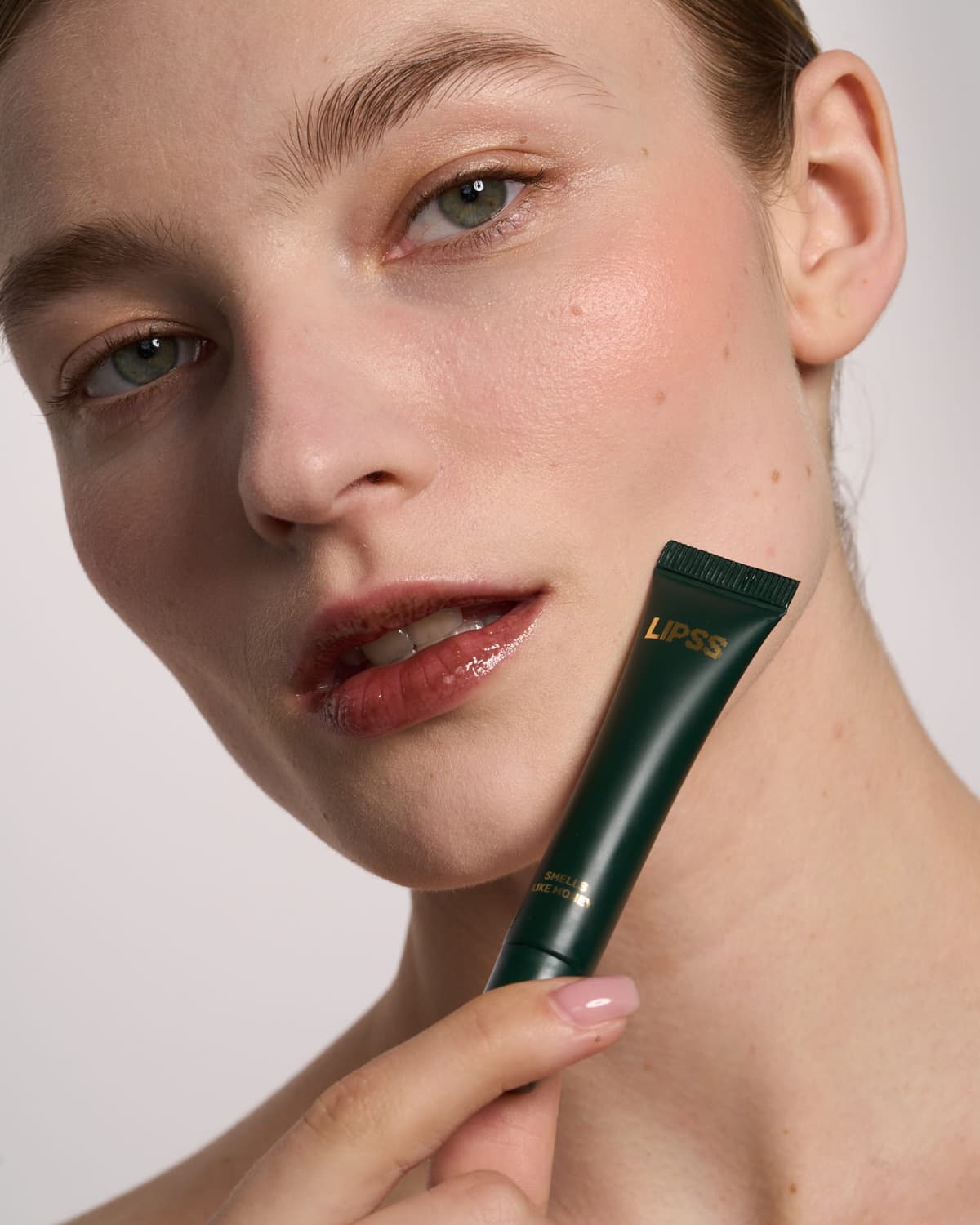 Блиск для губ Lipss Lipper Smells like money, 8 мл