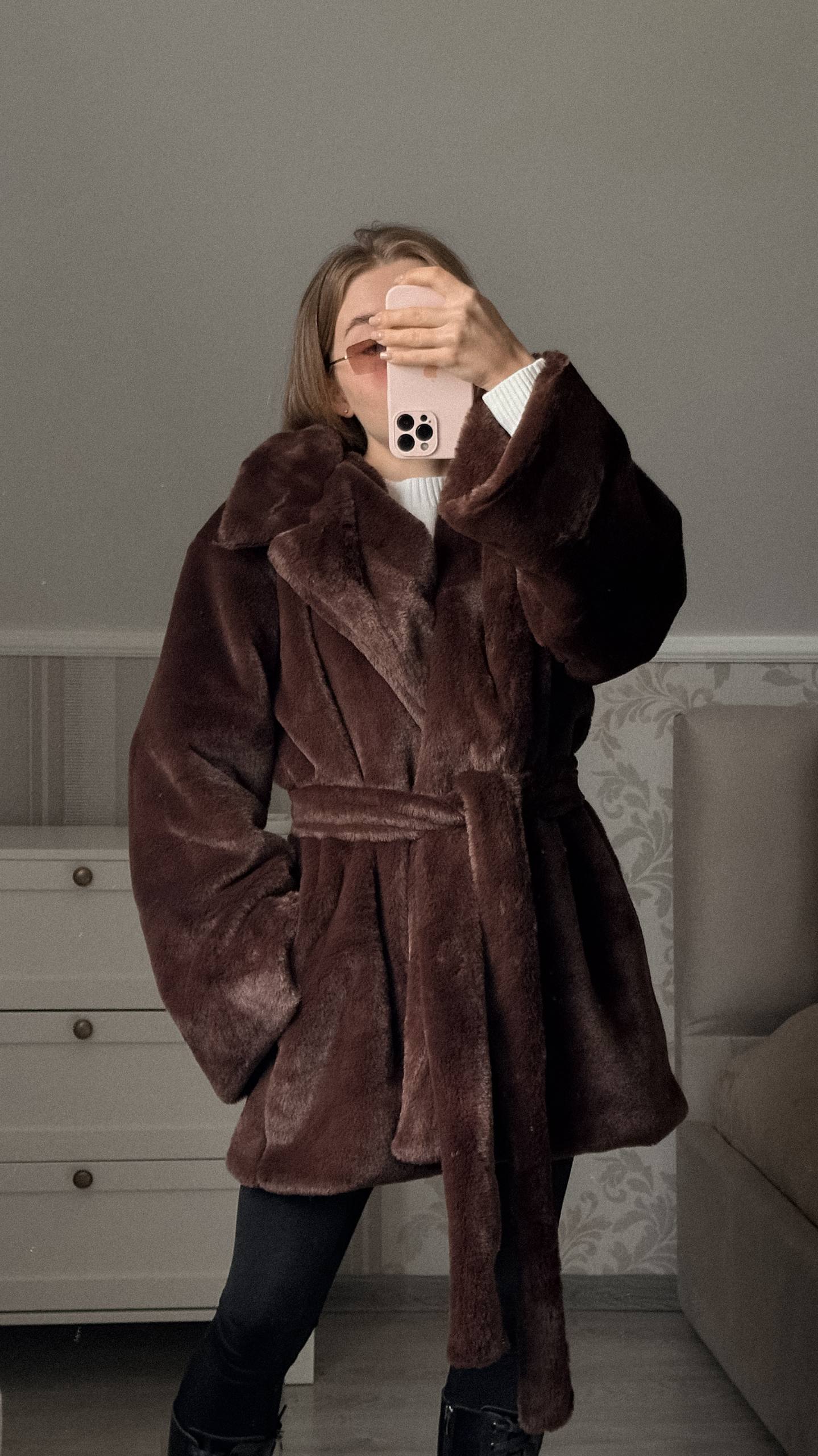 Шуба довга, коричнева