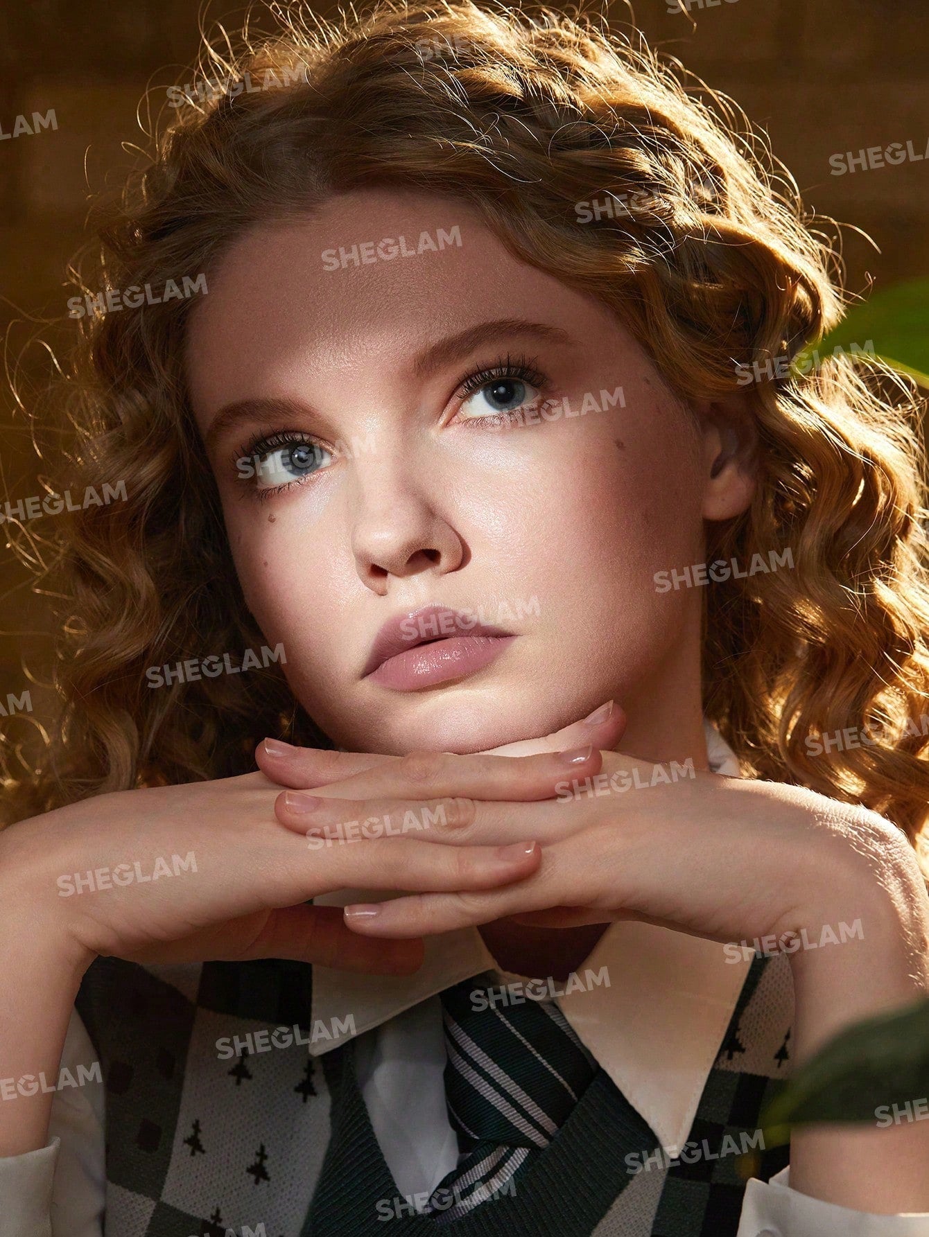 Помада глітерна HARRY POTTER™ GIFTED HERBOLOGIST GLITTER LIPSTICK | SHEGLAM