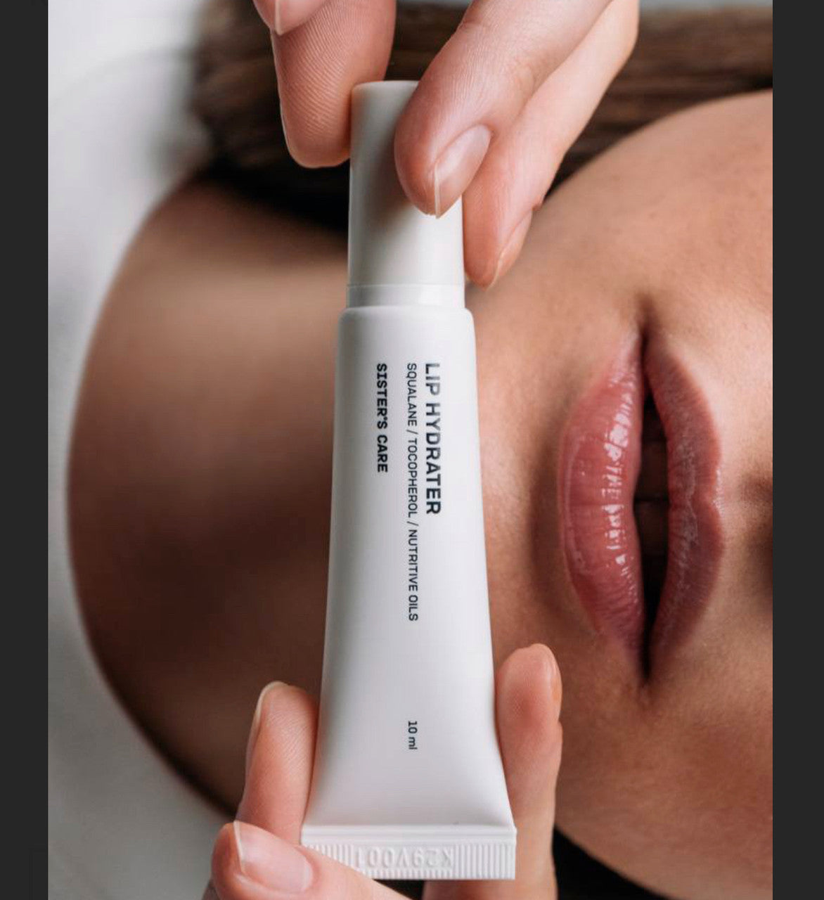 Бальзам-трітмент для губ Lip Hydrater SISTERS AROMA