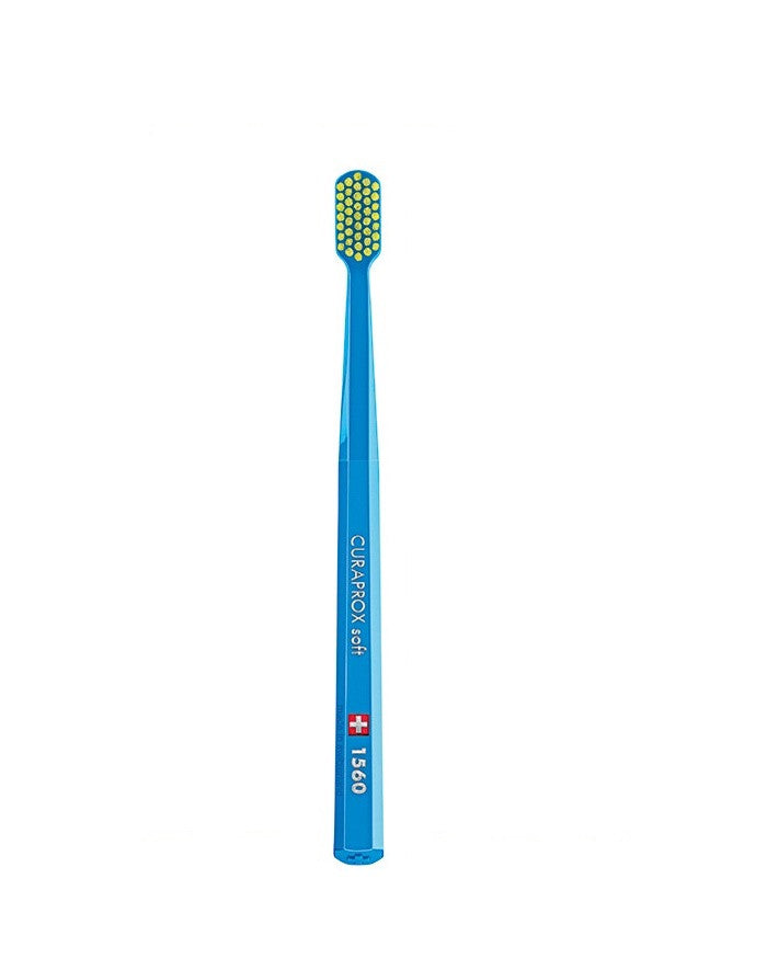 Зубна щітка Curaprox 1560 Soft, D 0,15 мм (блакитна ручка з салатовими щетинками у коробці)