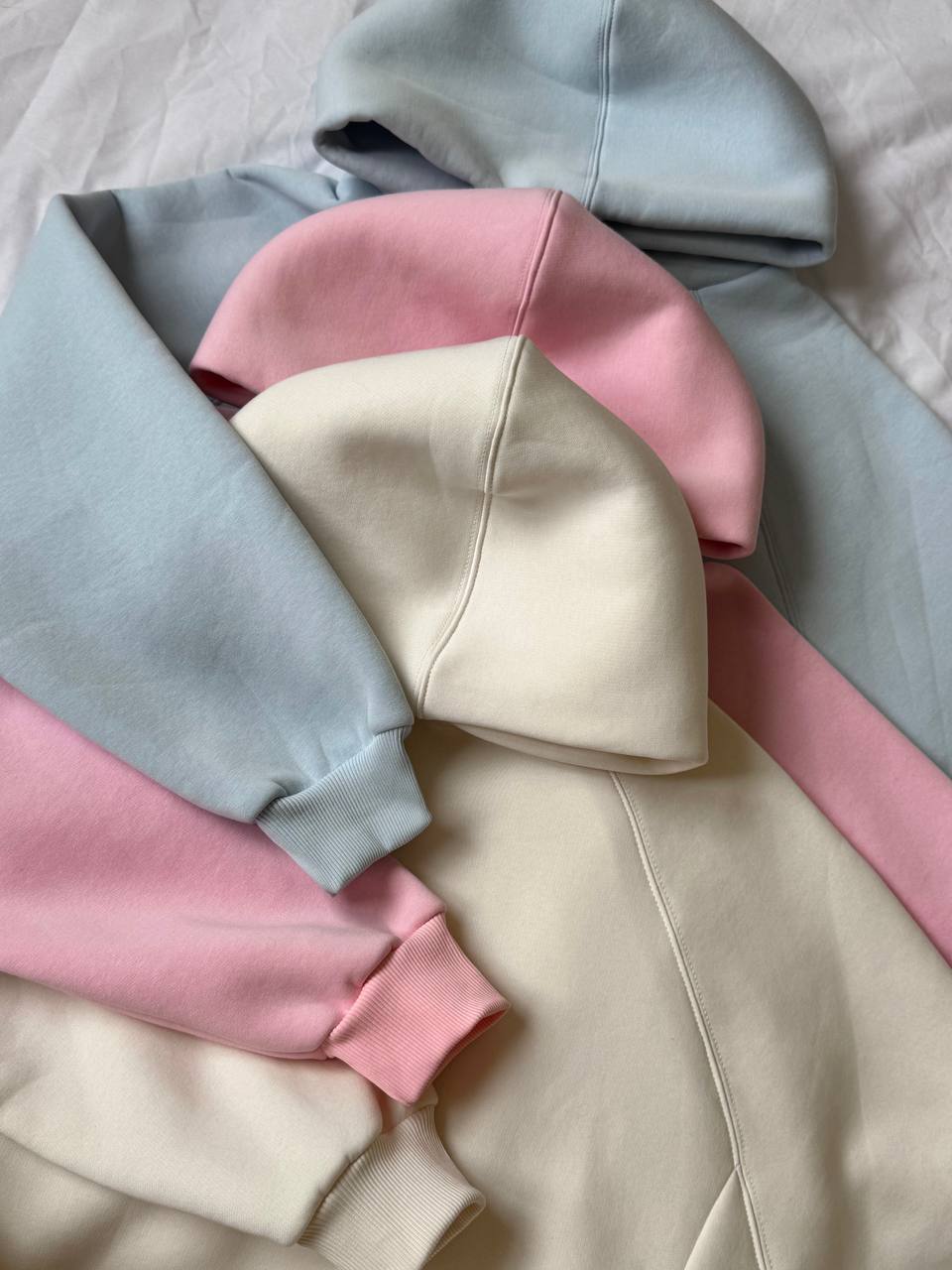 Худі на затяжні знизу