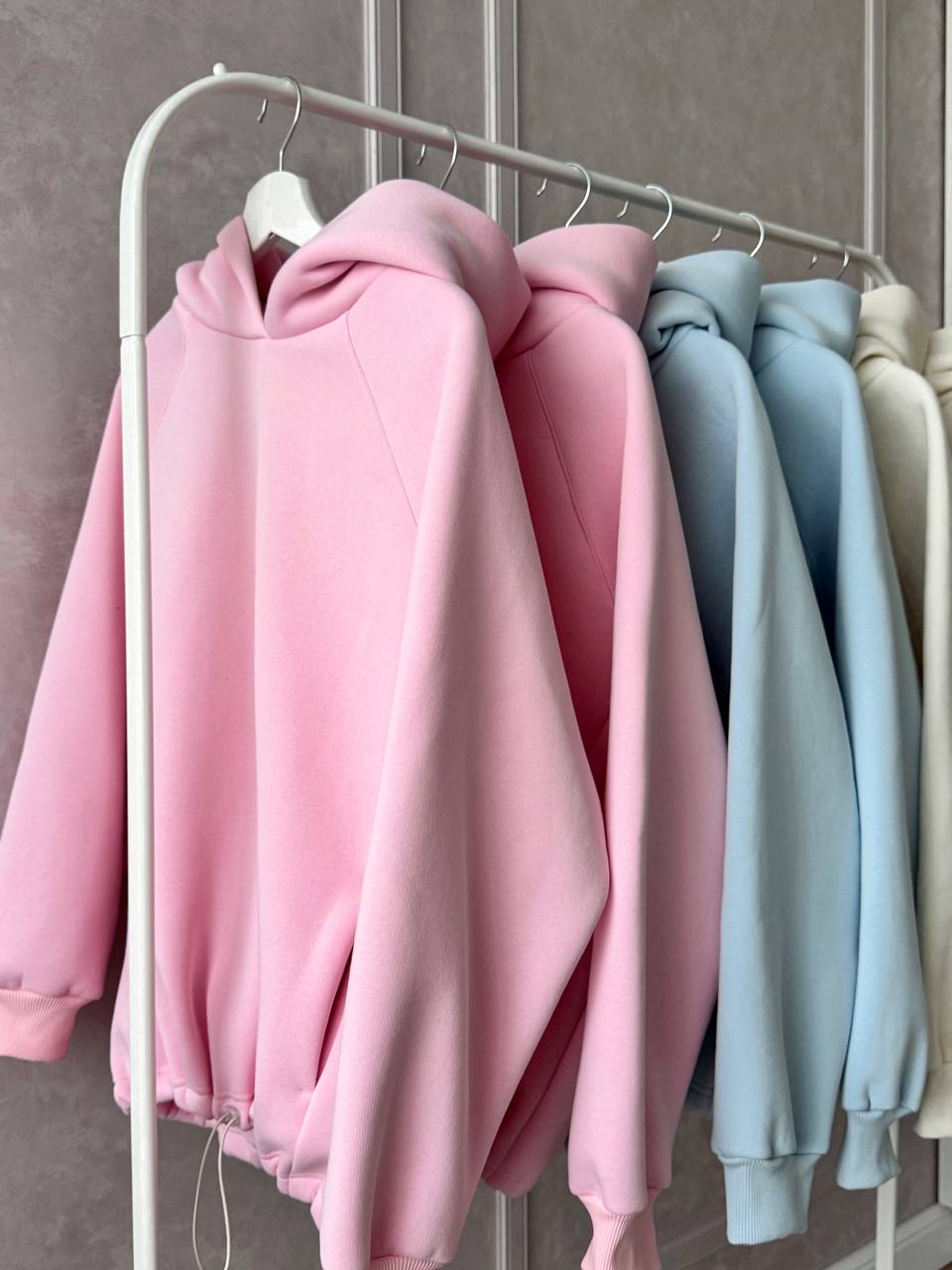 Худі на затяжні знизу