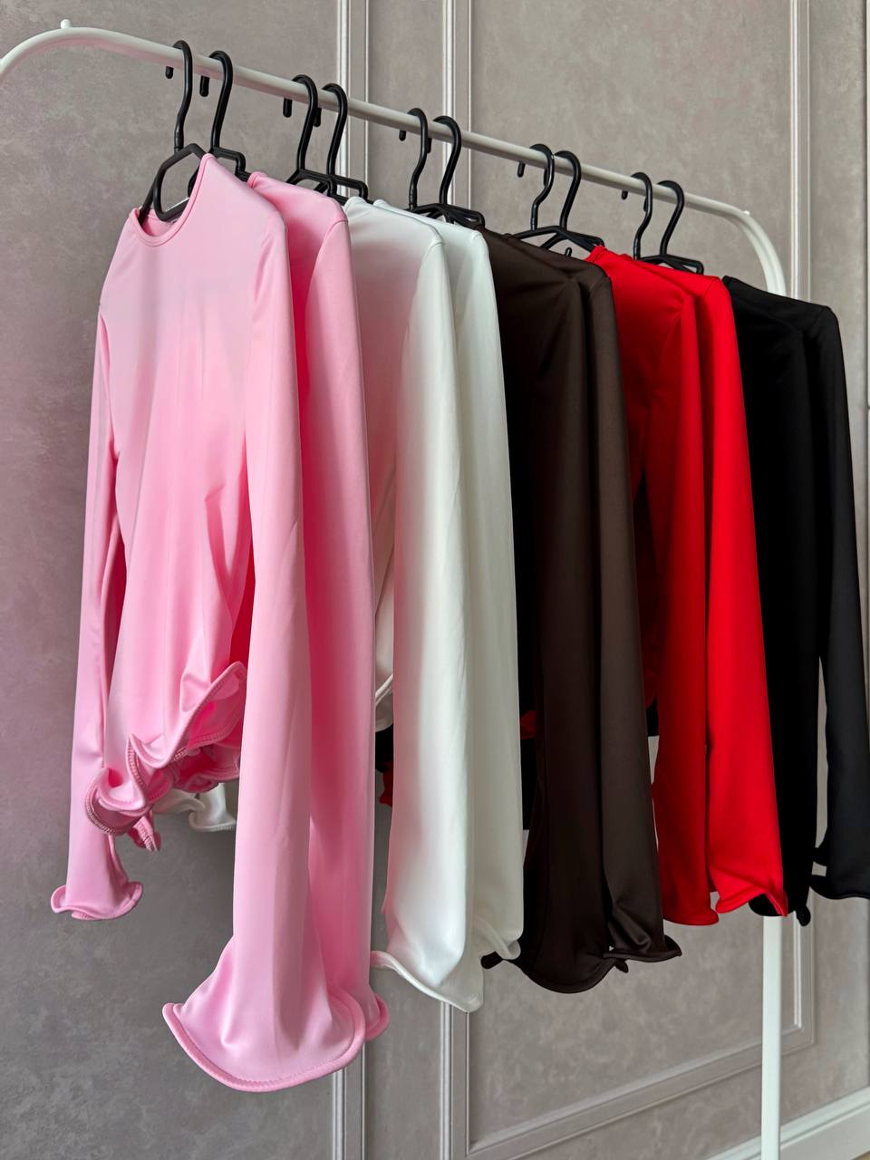 Лонгслів з хвилями