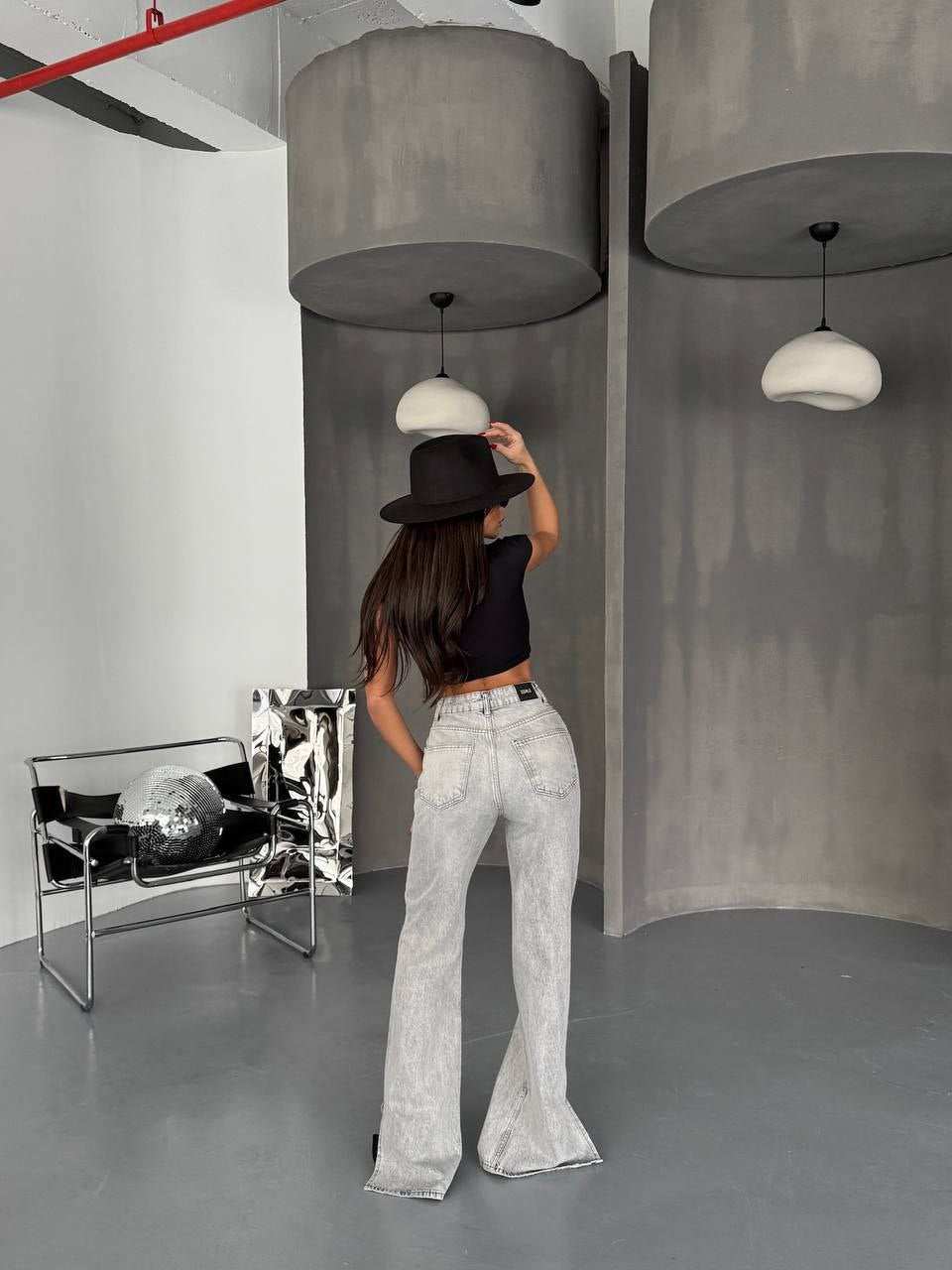 Джинси з асиметричним поясом | сірі