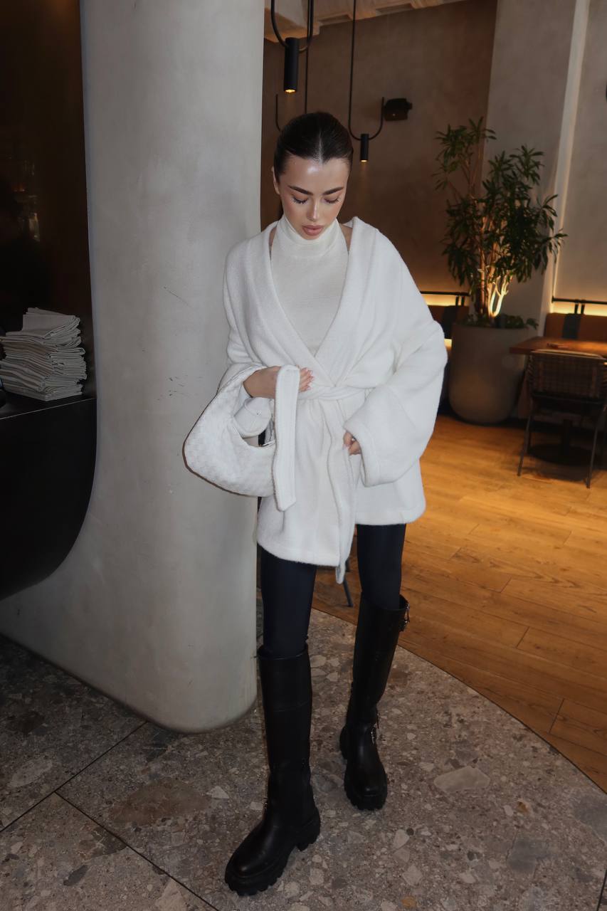 Ворсистий кардиган з поясом