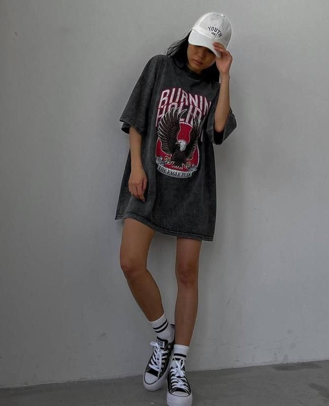 Футболка оверсайз Burning Holiday