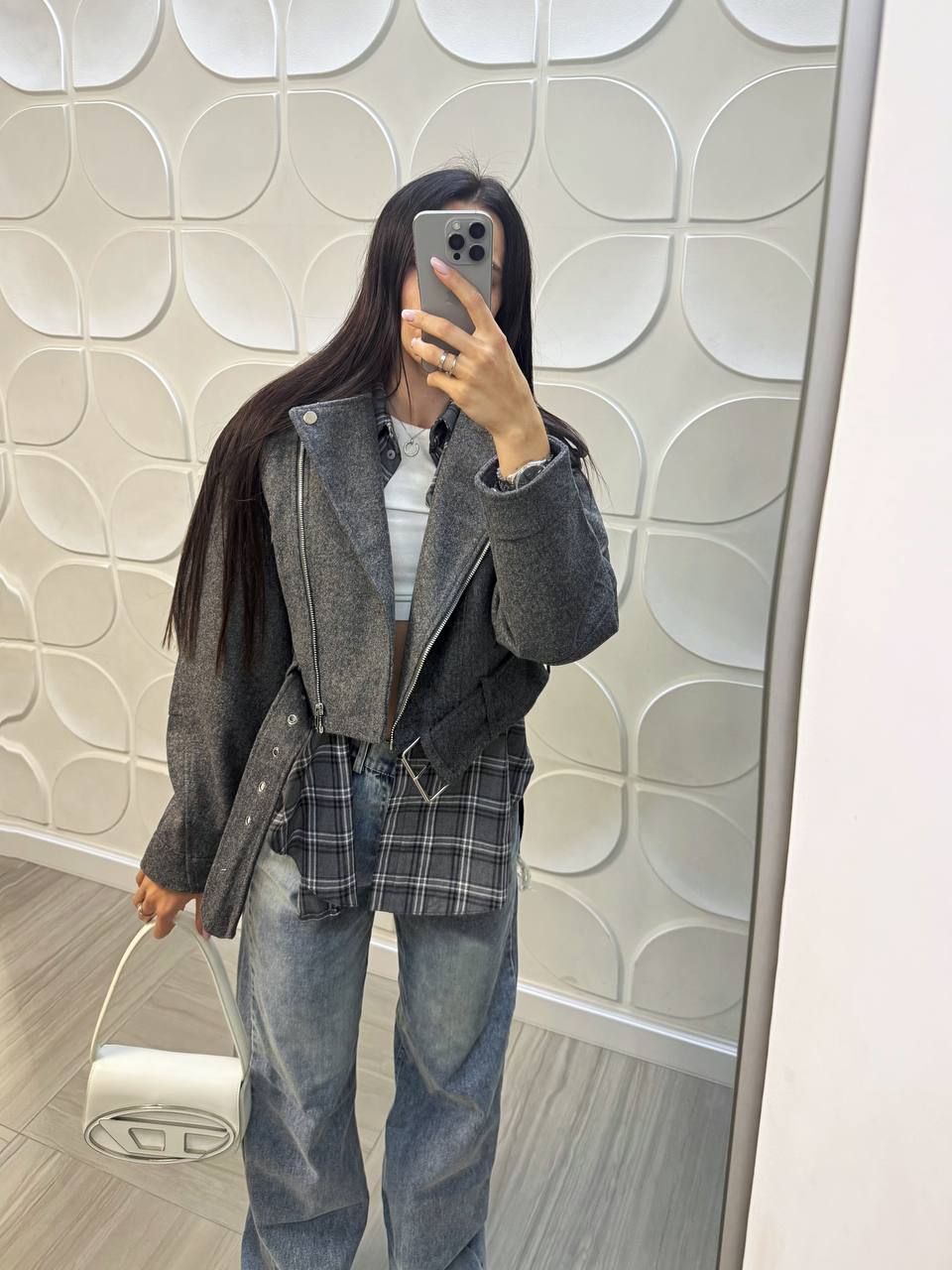 Косуха сіра вкорочена