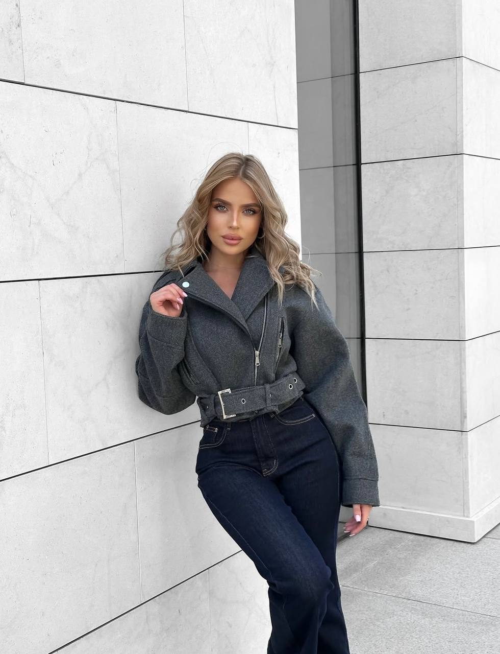 Косуха сіра вкорочена