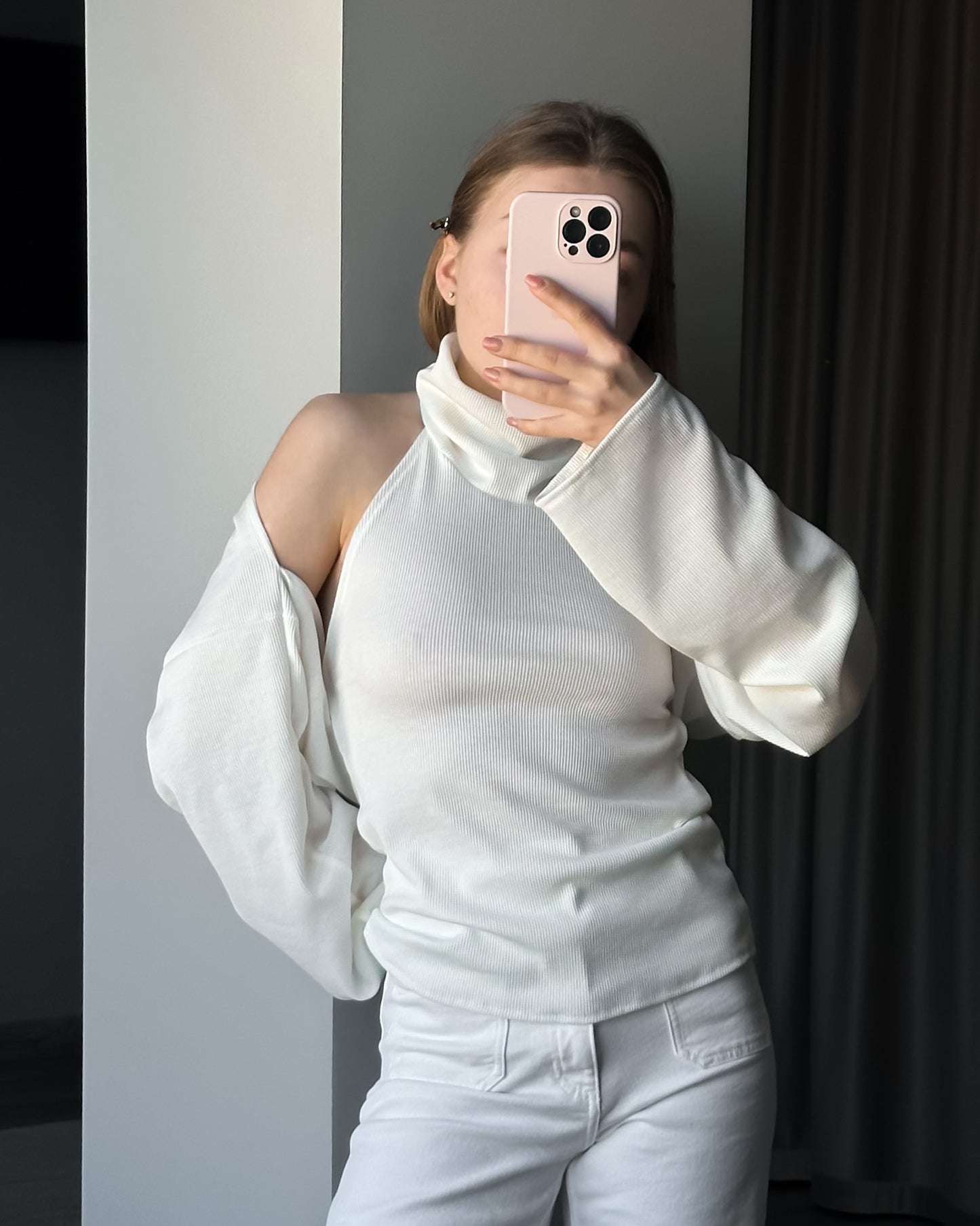 Топ з болеро та золотою застібкою на спинці