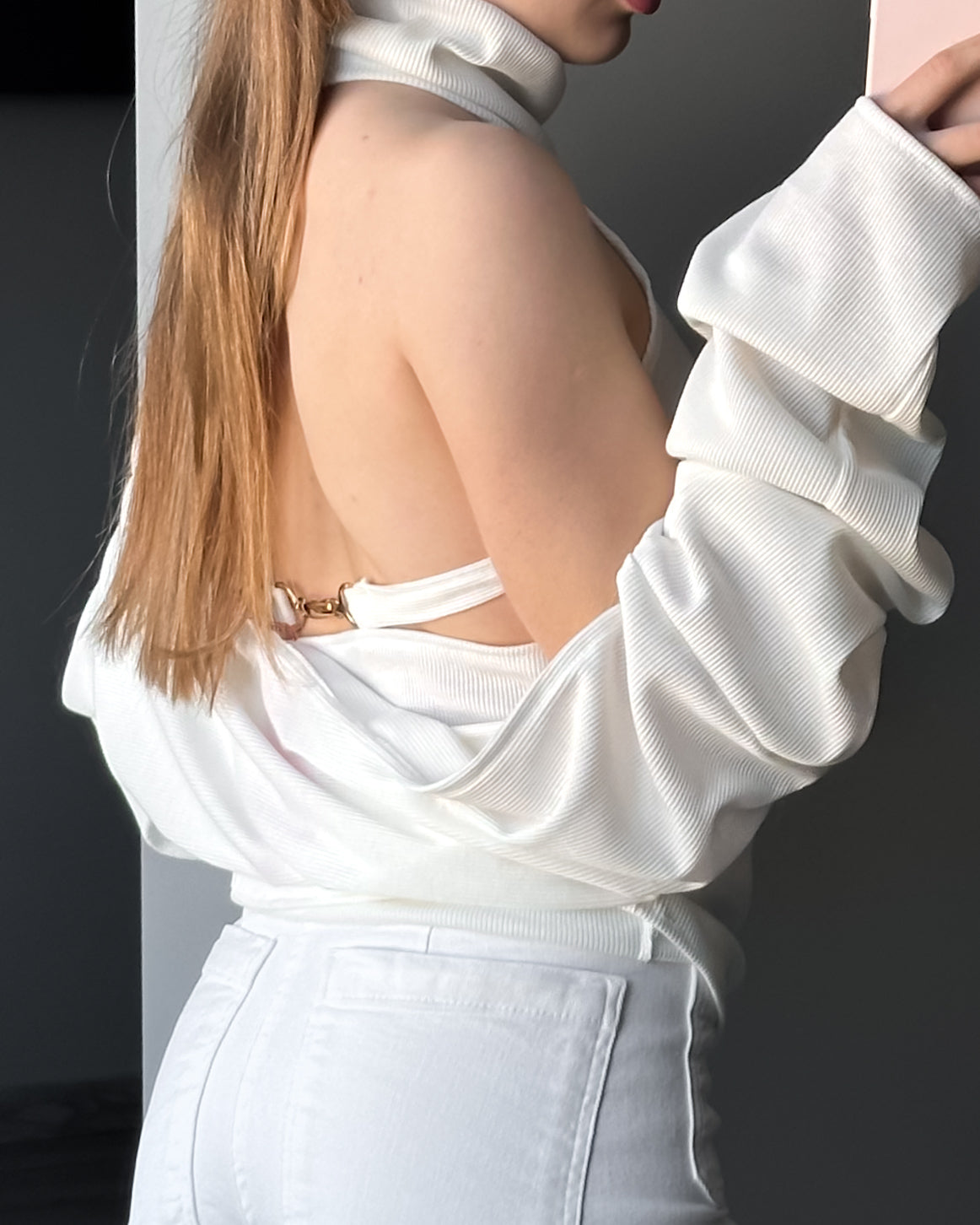 Топ з болеро та золотою застібкою на спинці