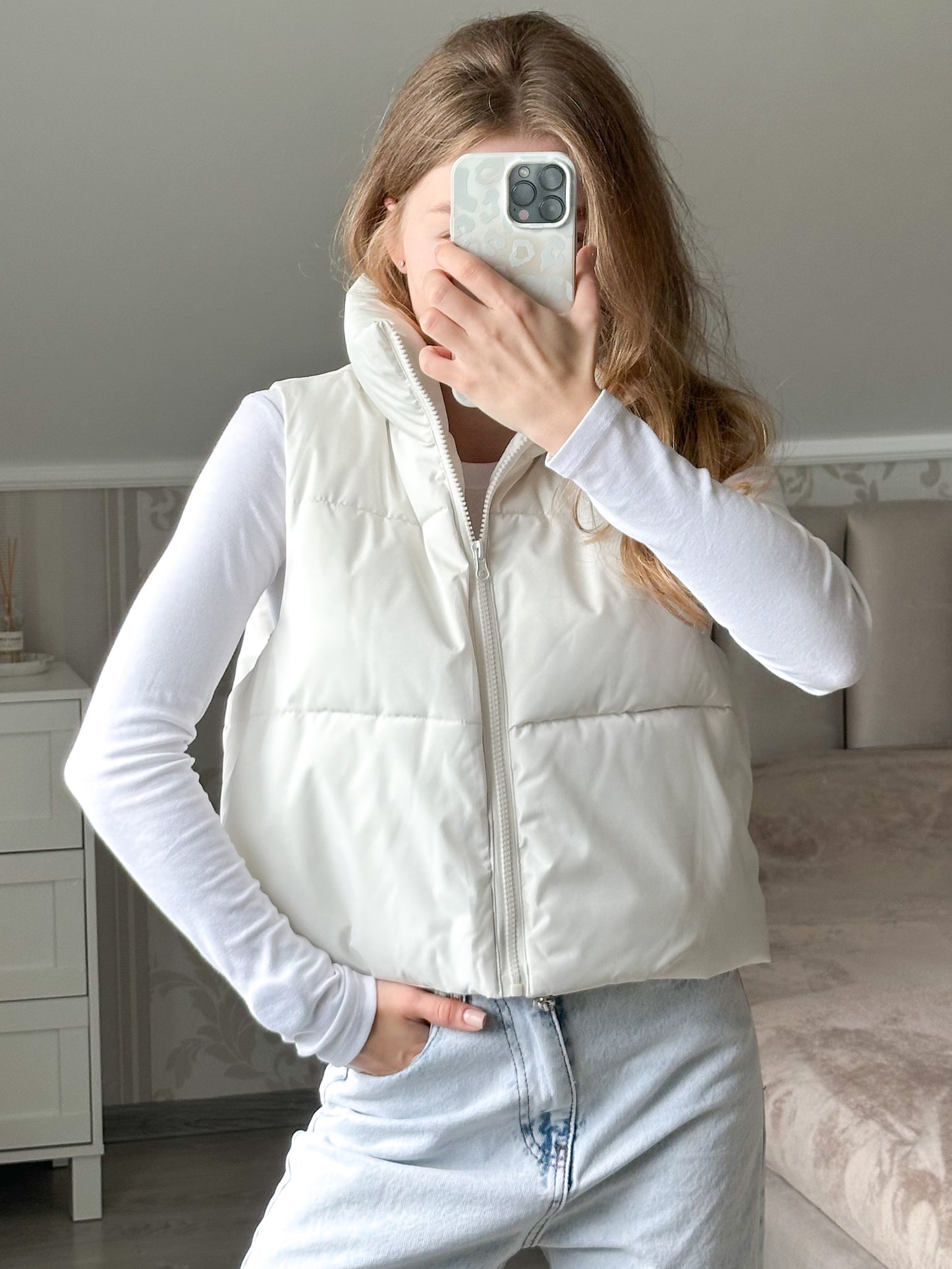 Жилетка біла