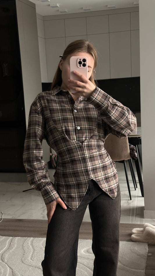 Сорочка з акцентом на талії