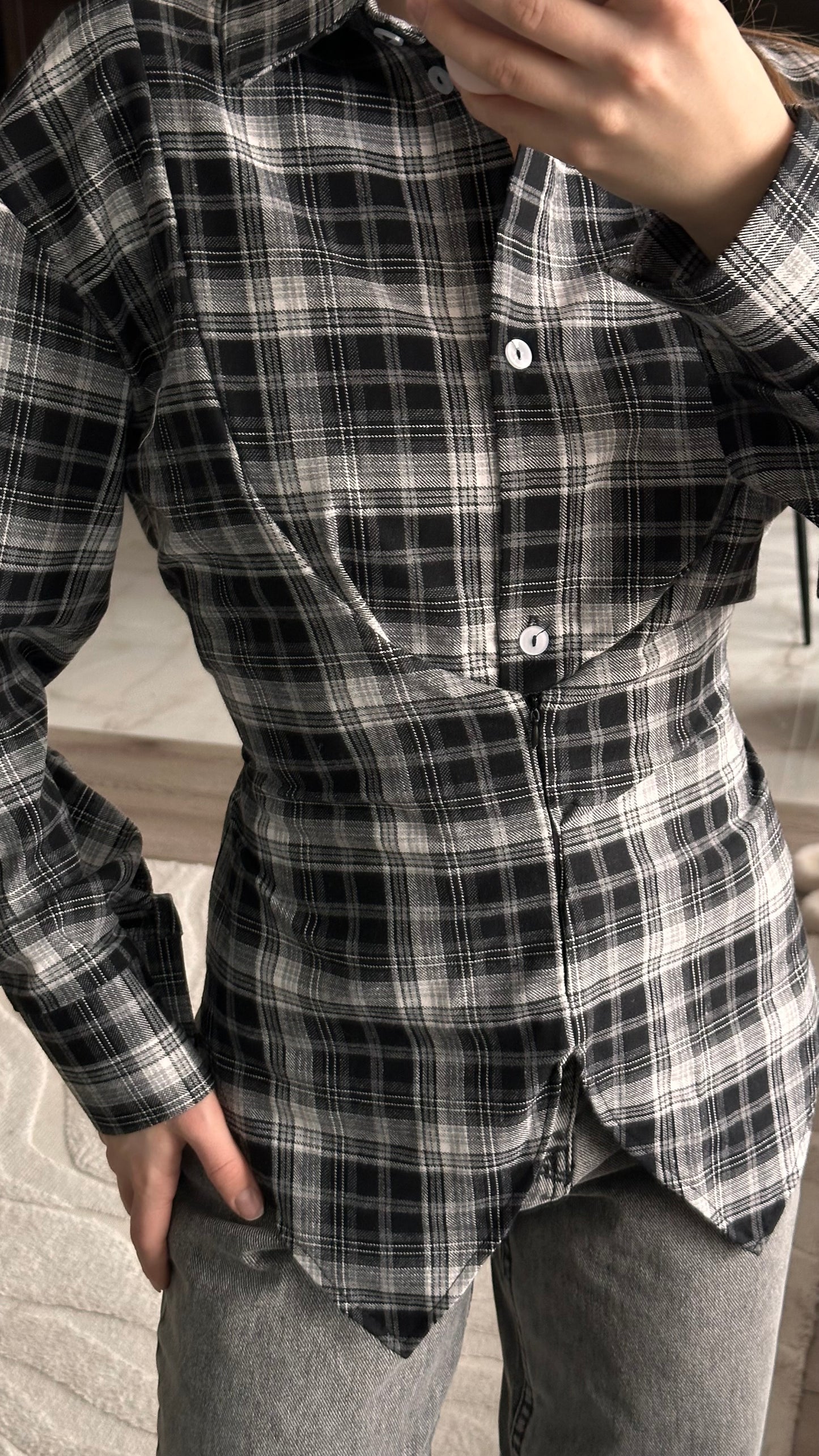 Сорочка з акцентом на талії