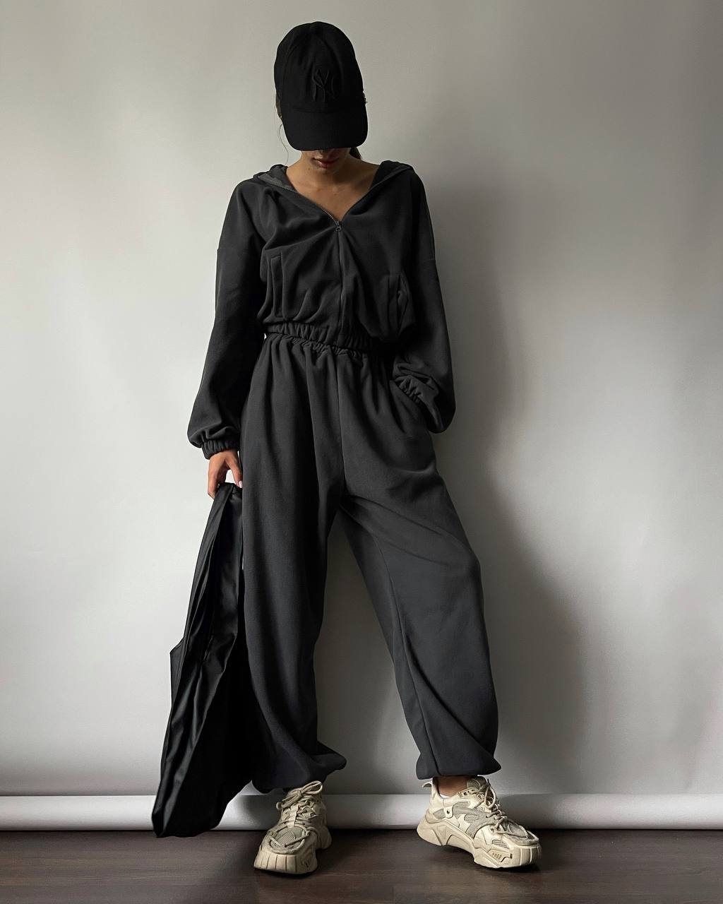 Спортивний костюм вільного крою