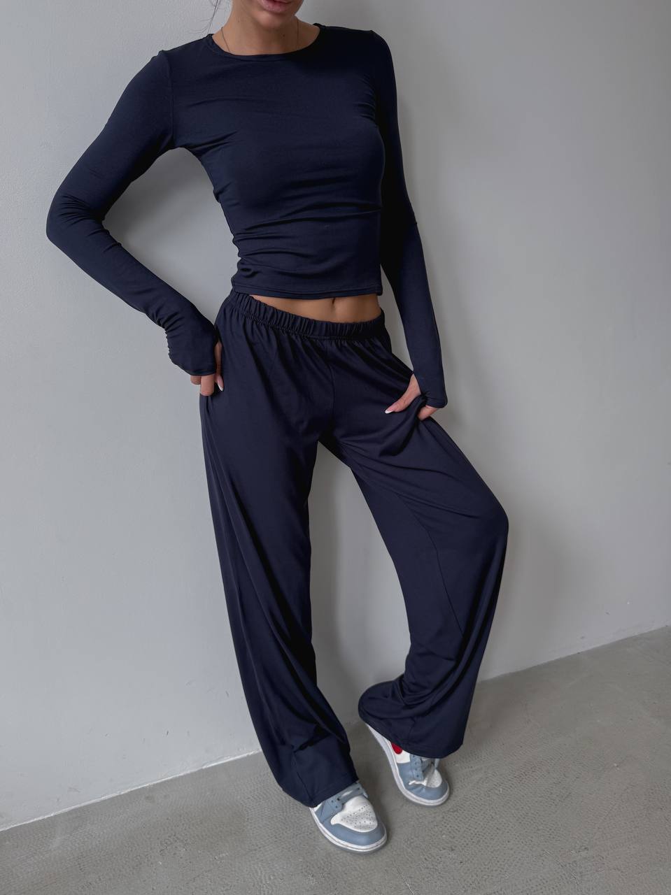 Легкий костюм трійка (штани, лонг, футболка)