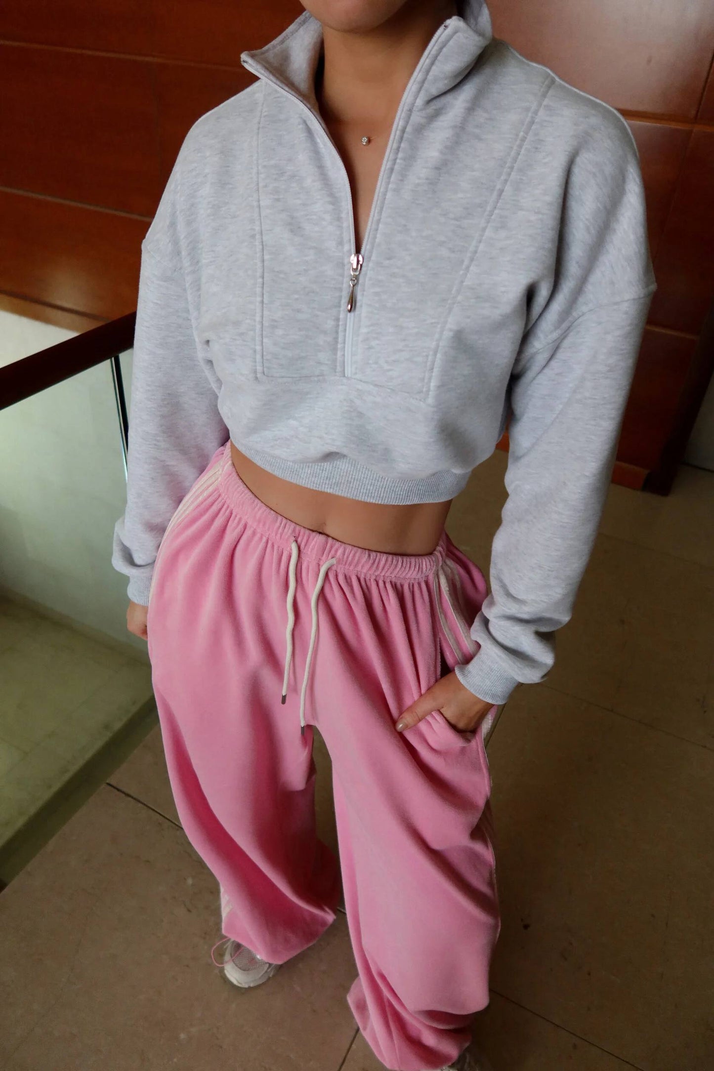 Спортивні штани велюрові з лампасами