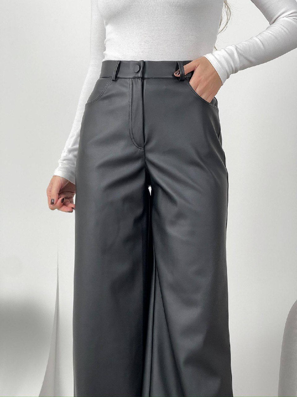 Шкіряні брюки на замші, чорні