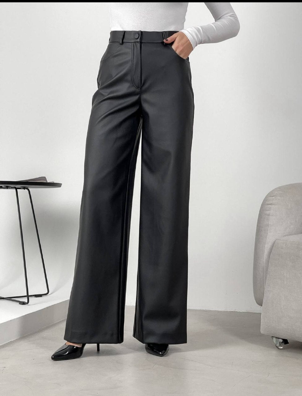 Шкіряні брюки на замші, чорні