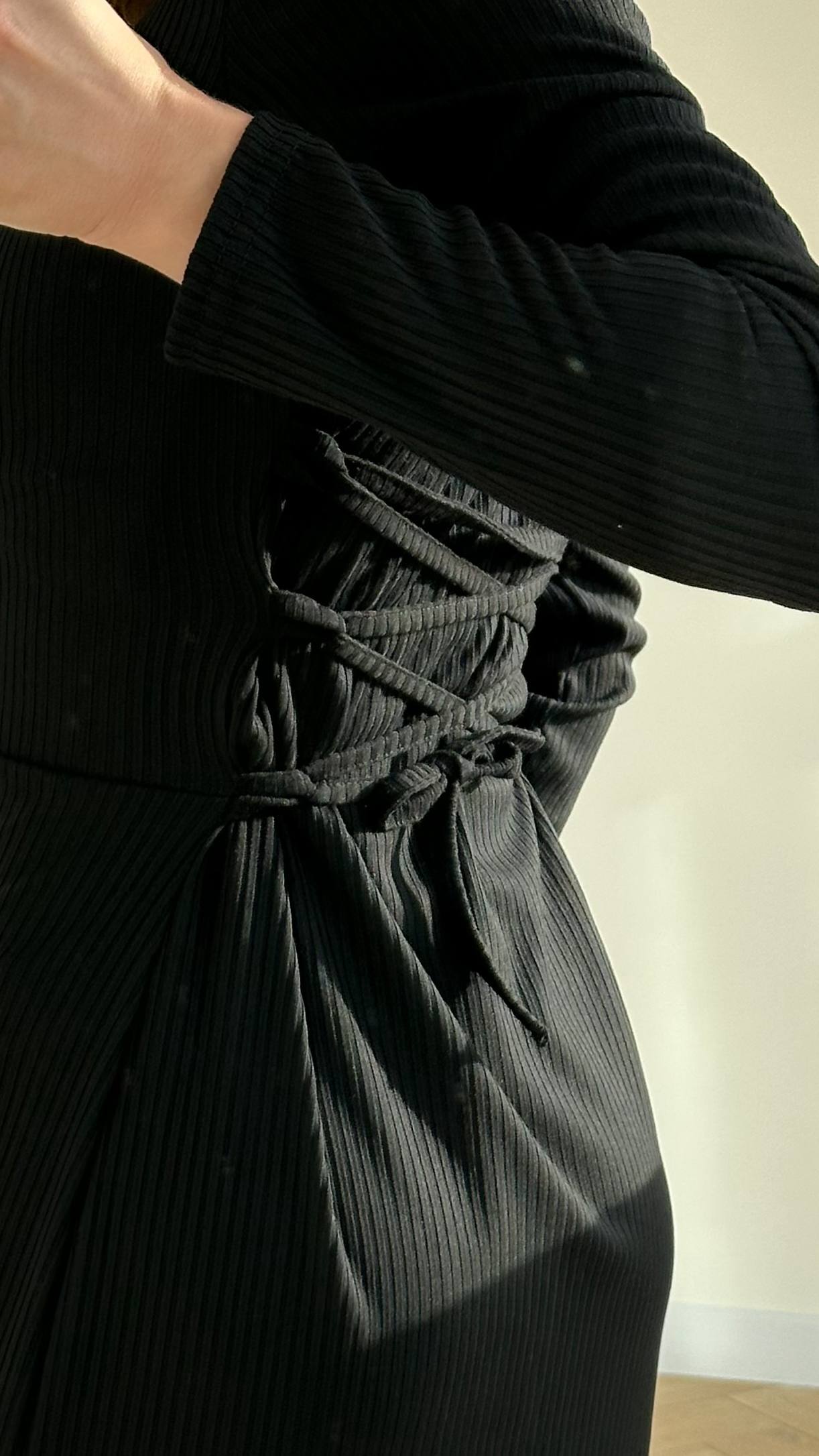 Сукня в рубчик, чорна