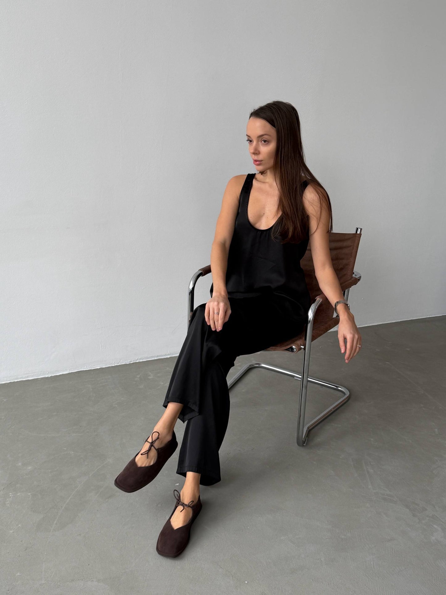 Балетки на зав'язках з анатомічно-розширеним носиком, шоколад