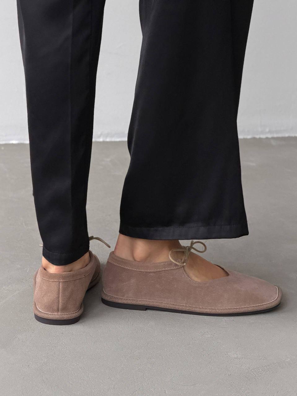 Балетки на зав'язках з анатомічно-розширеним носиком, бежевий