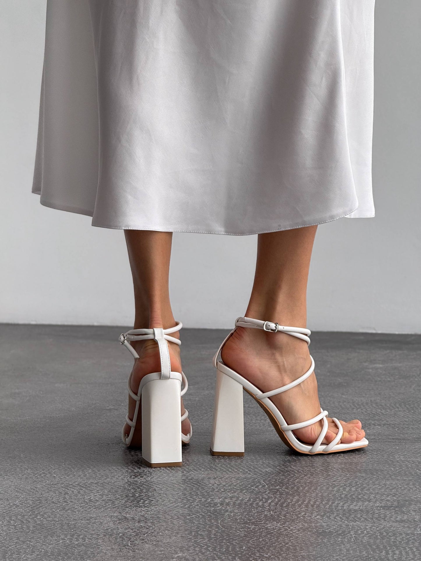 Босоніжки "Vika", білий