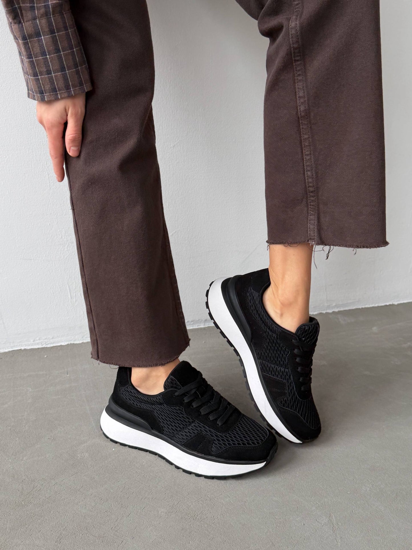 Стильні кросівки, чорний