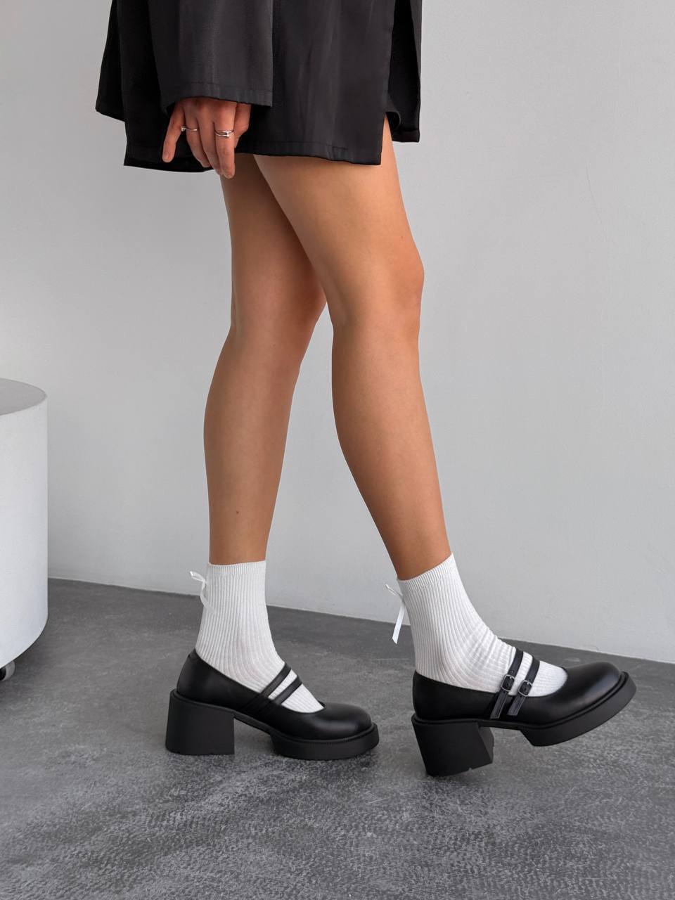 Туфлі з ремінцями, чорний