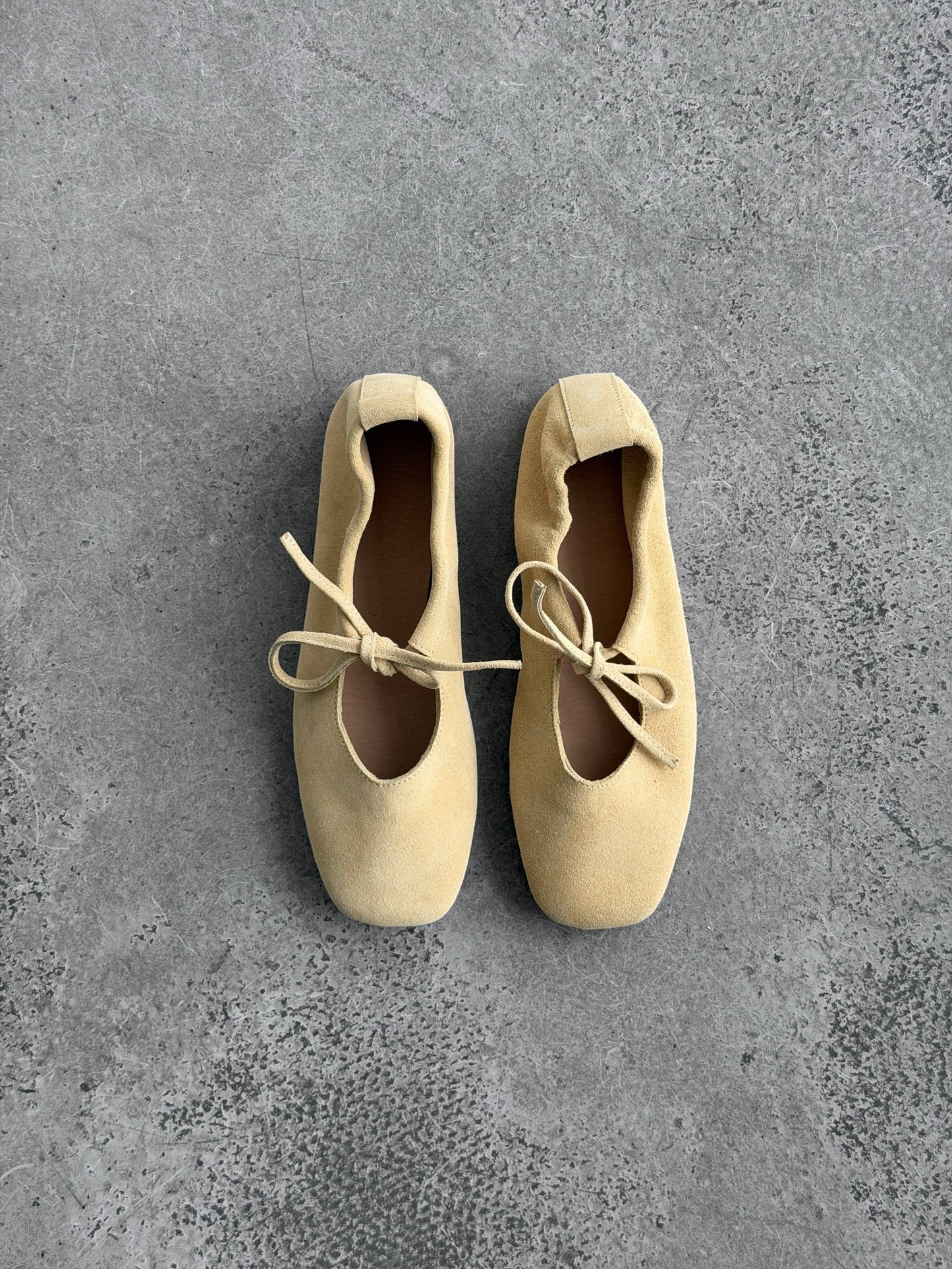 Балетки з анатомічно-розширеним носиком, пастельно-жовтий