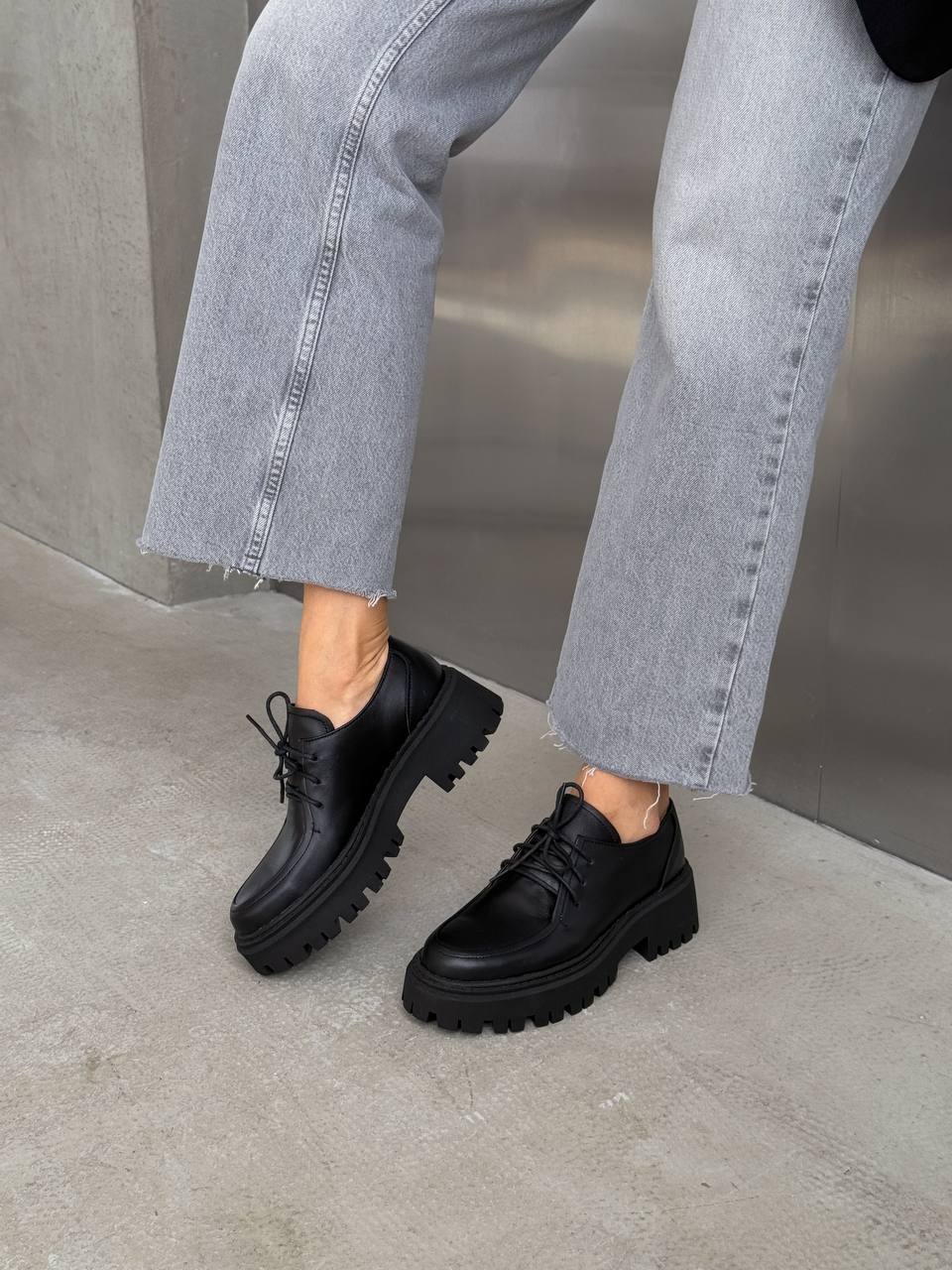 Туфлі на шнурівці, чорний