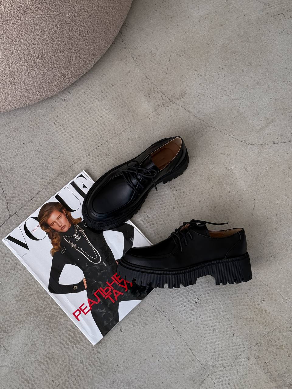 Туфлі на шнурівці, чорний