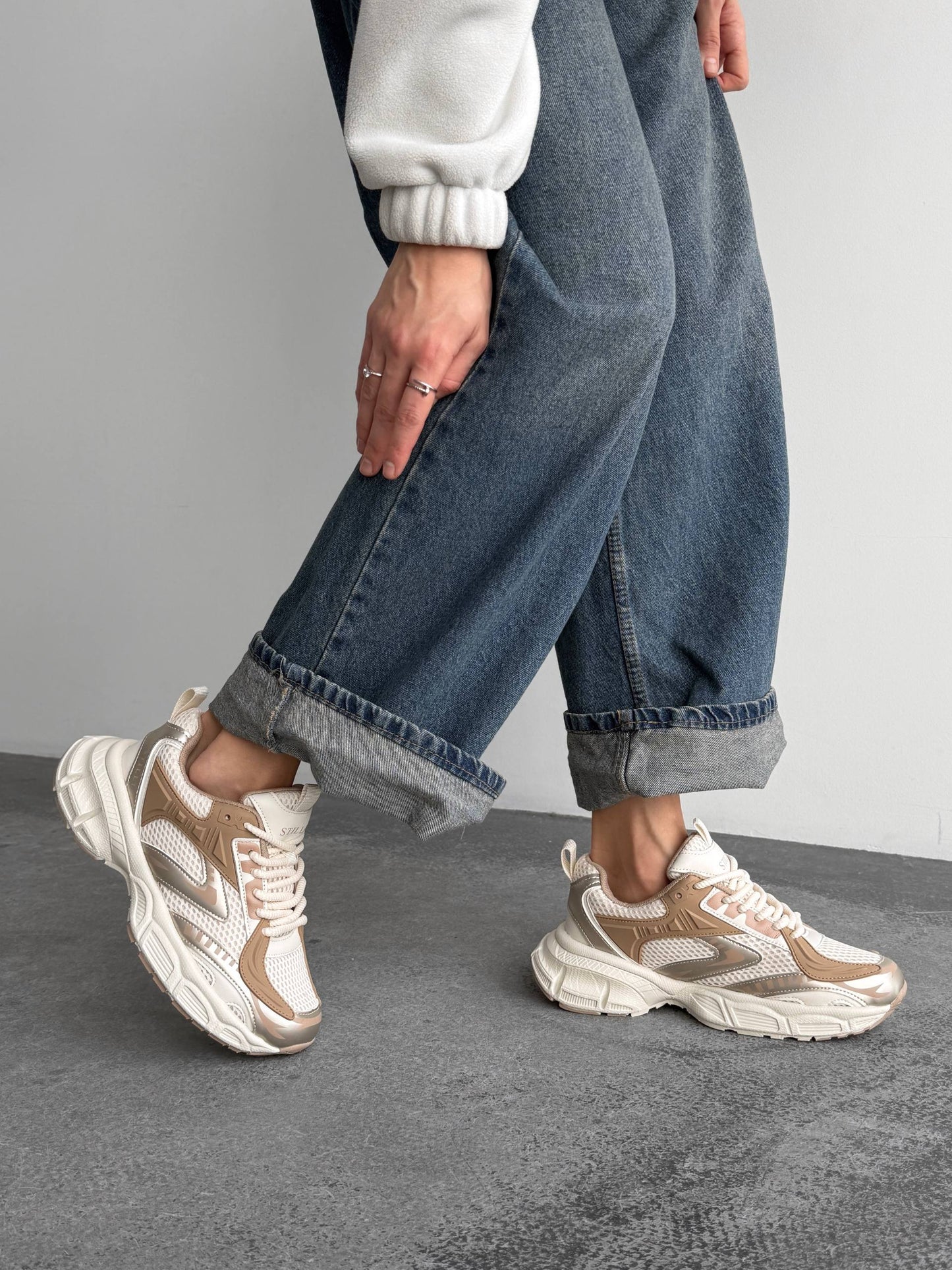 Кросівки на кожен день, світлий беж + коричневий