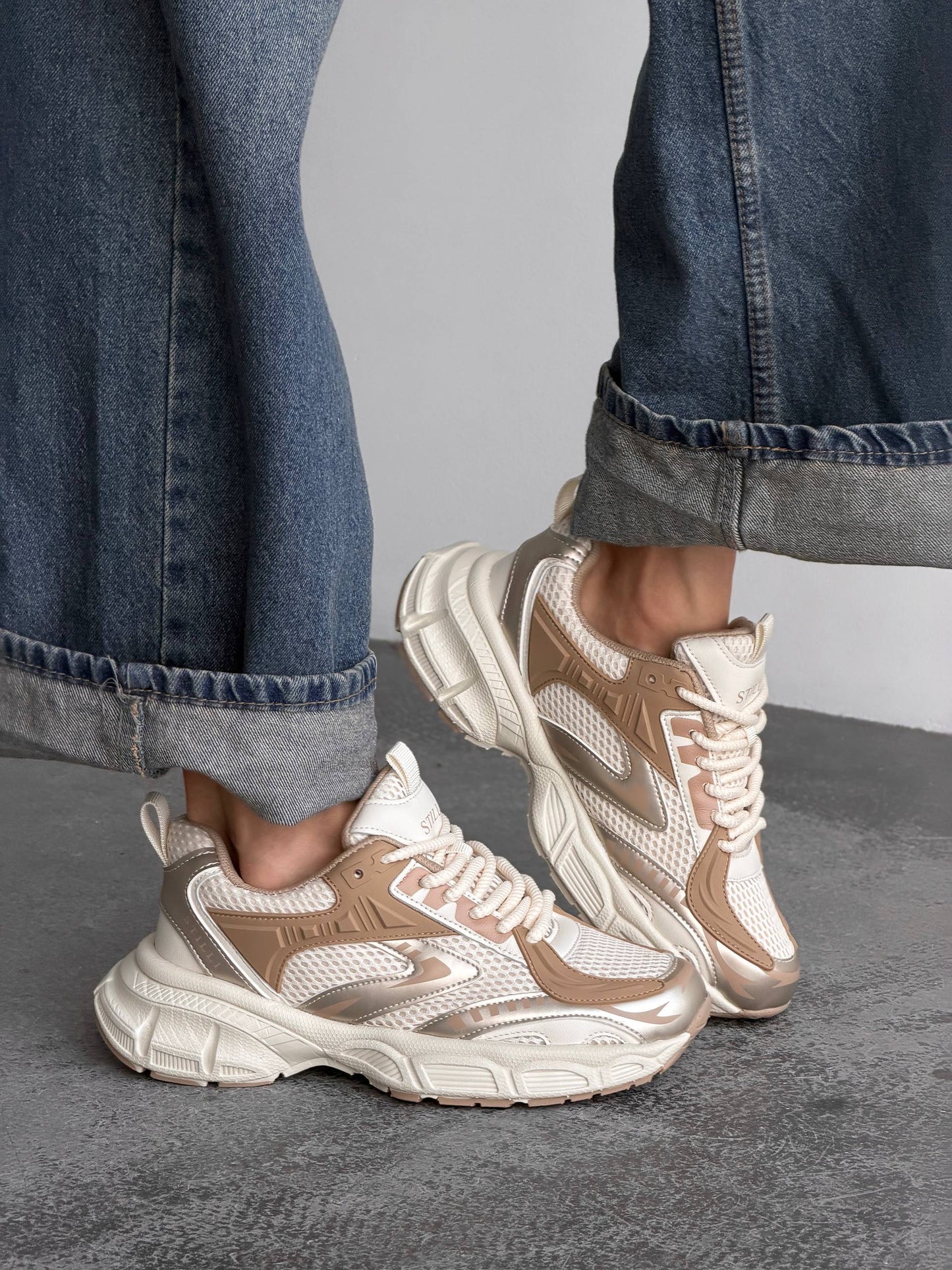 Кросівки на кожен день, світлий беж + коричневий