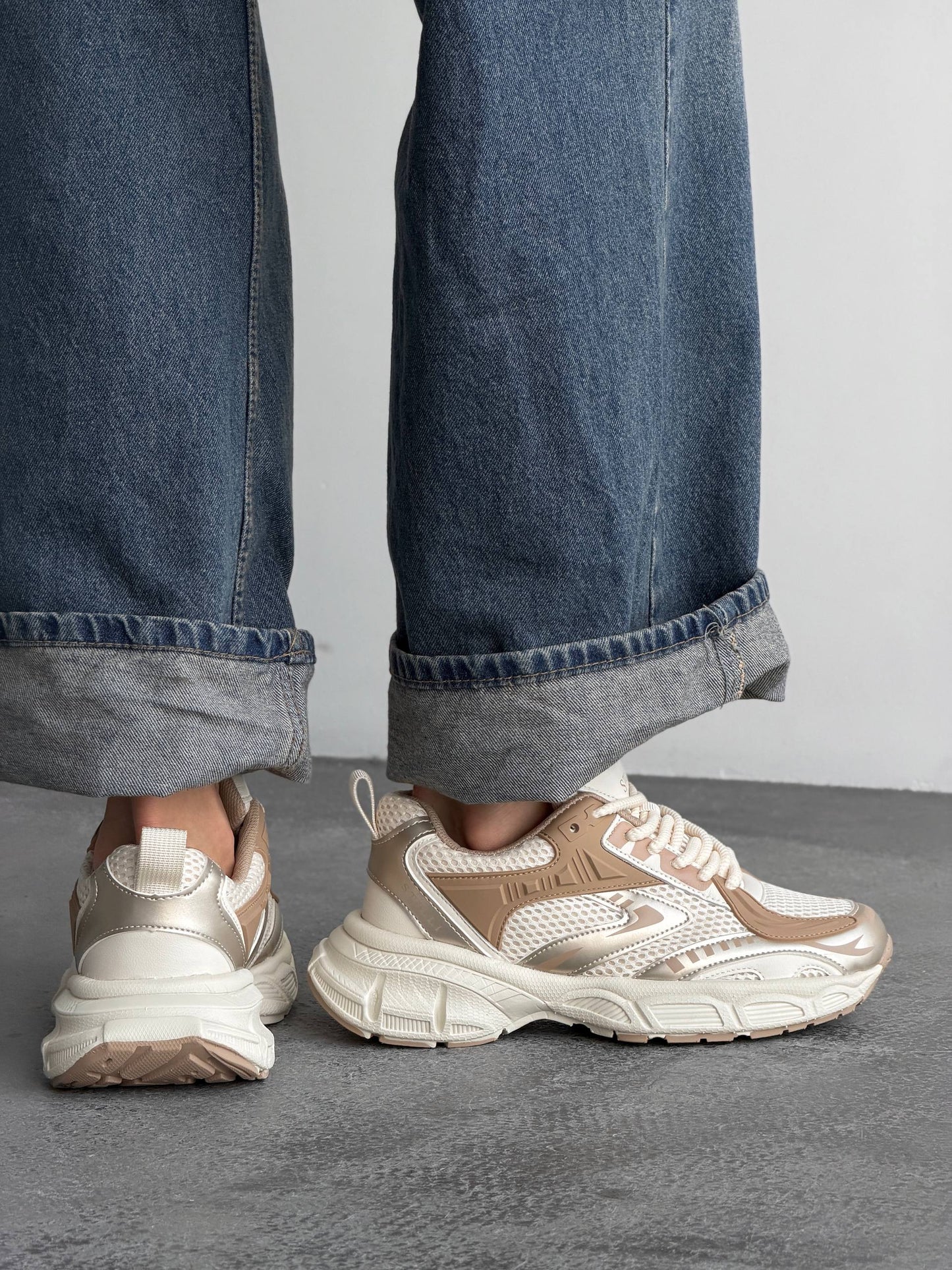 Кросівки на кожен день, світлий беж + коричневий