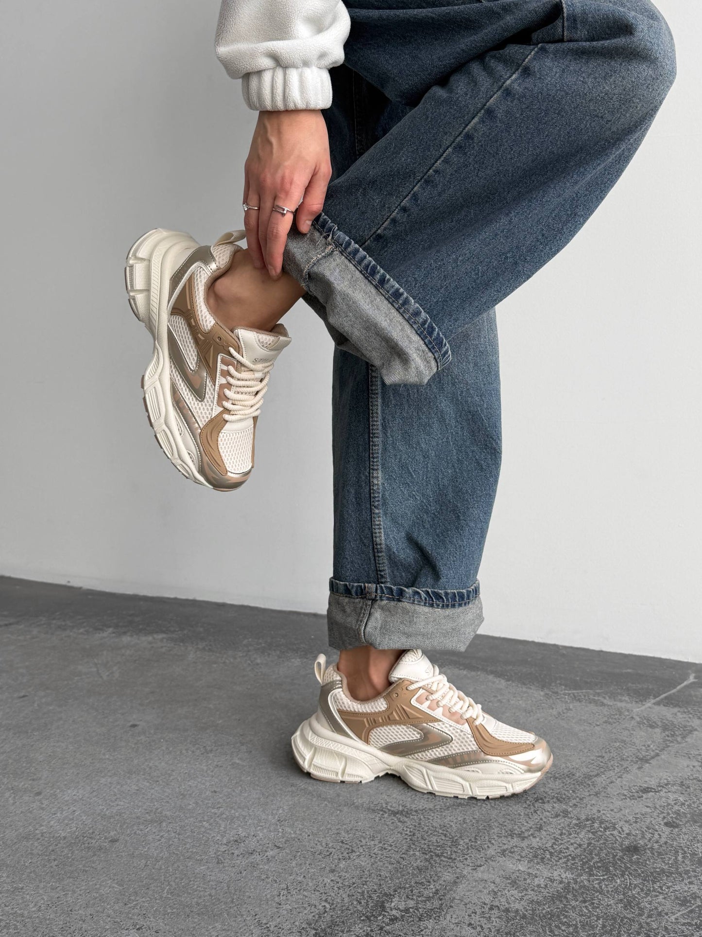 Кросівки на кожен день, світлий беж + коричневий