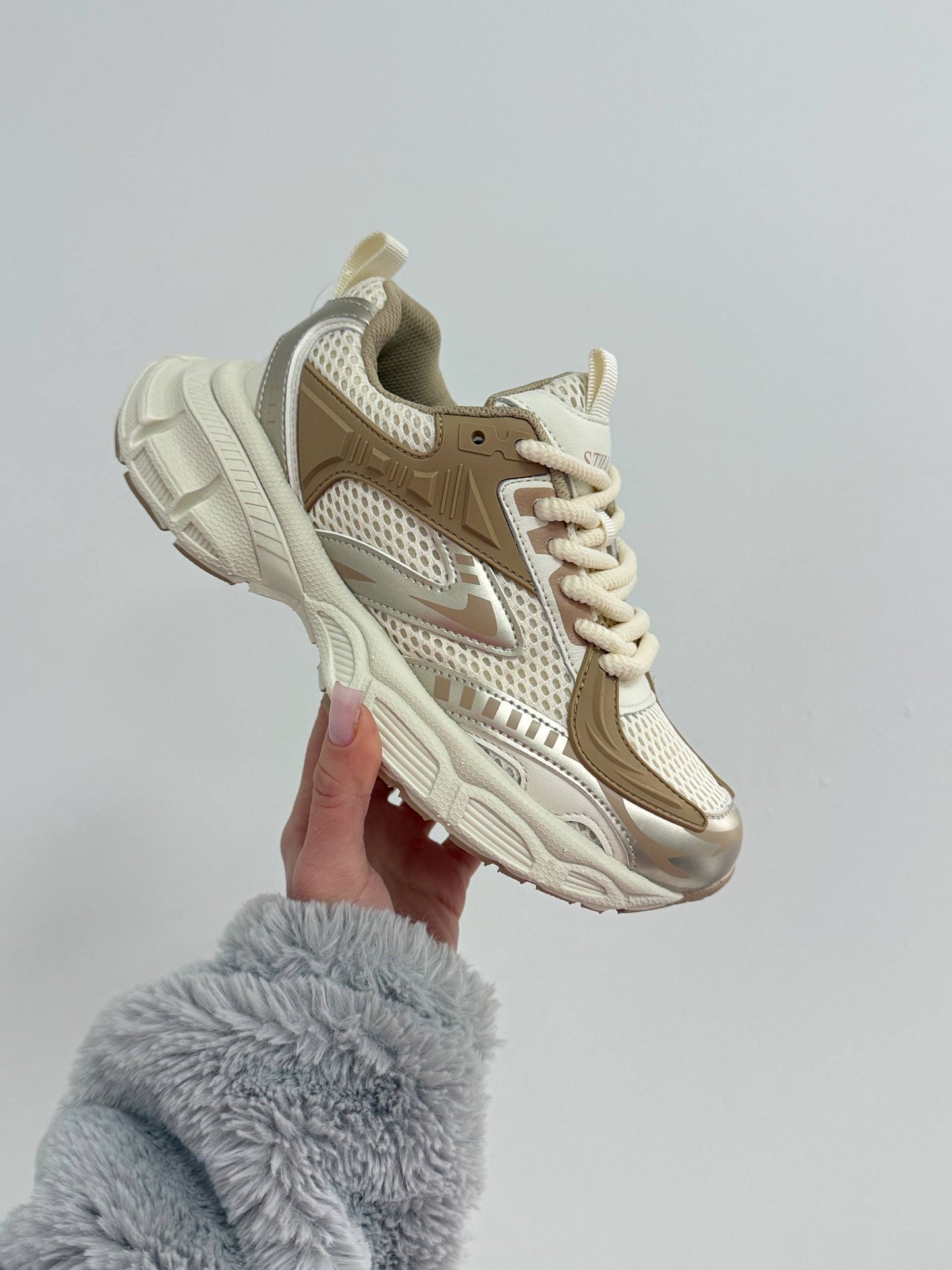 Кросівки на кожен день, світлий беж + коричневий