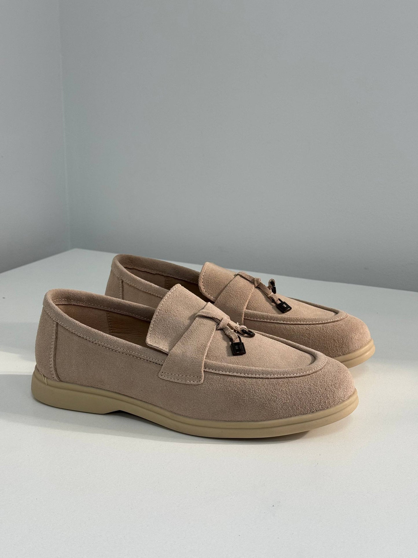 Лофери на кожен день, бежевий