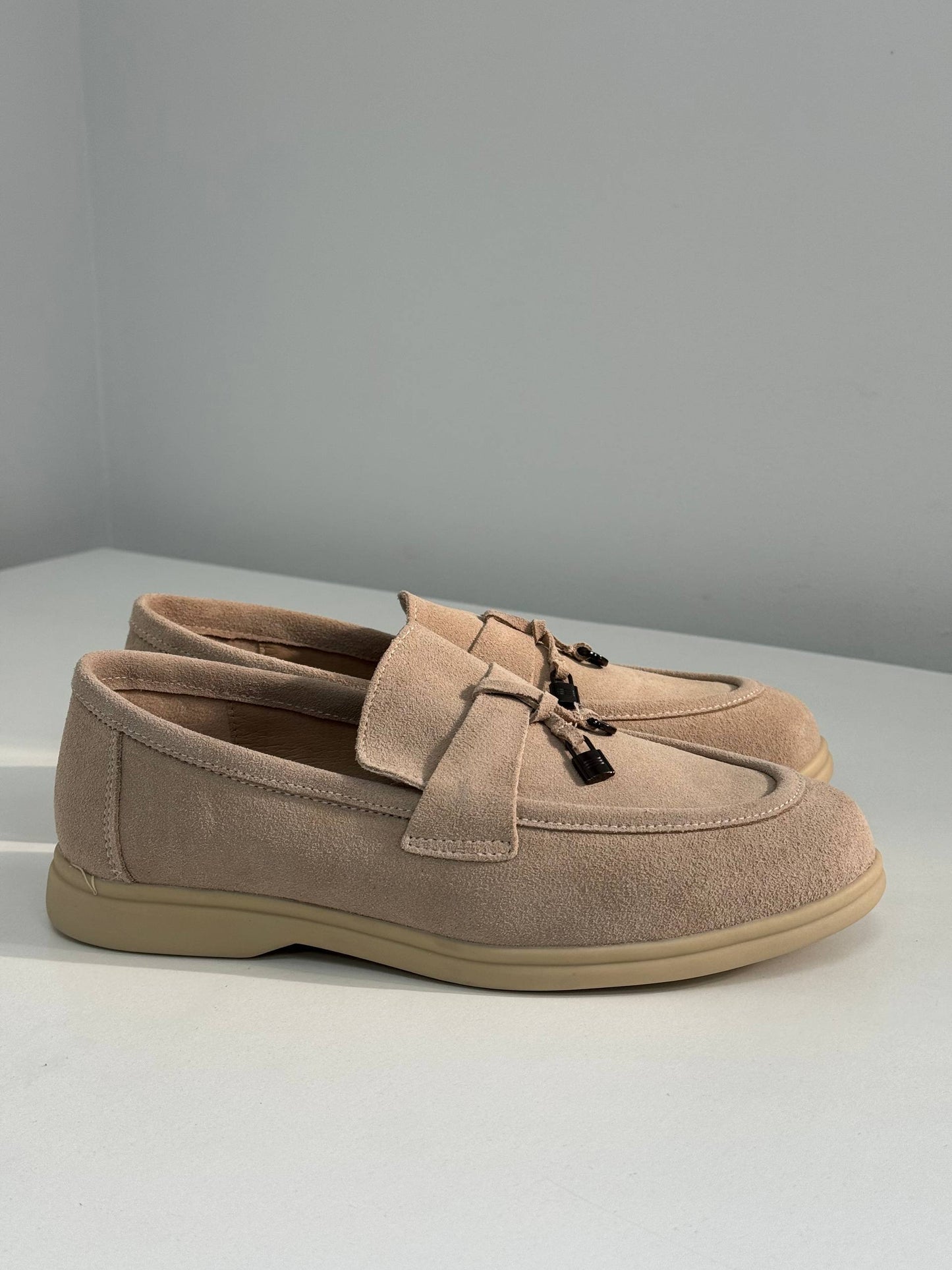 Лофери на кожен день, бежевий