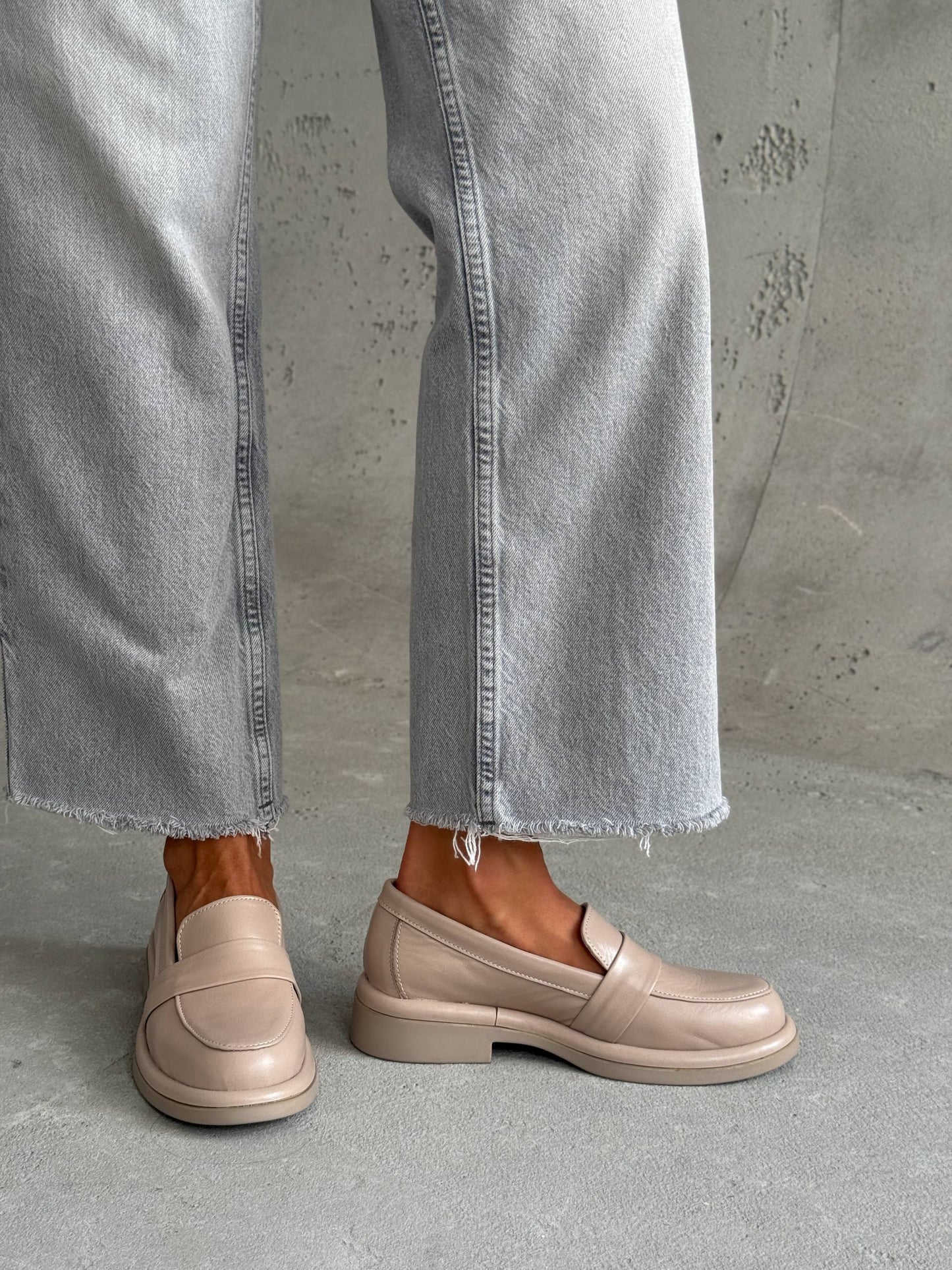 Класичні лофери ™️NikArt, бежевий