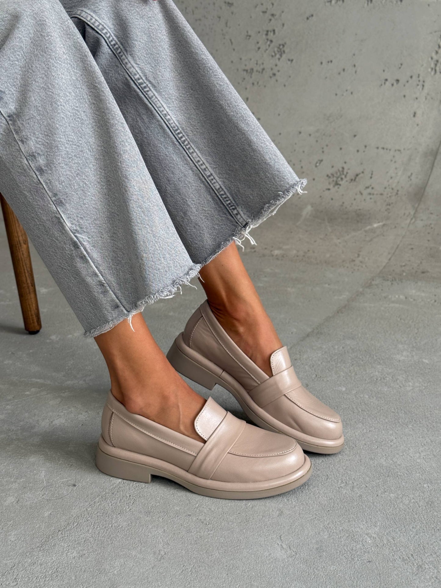 Класичні лофери ™️NikArt, бежевий