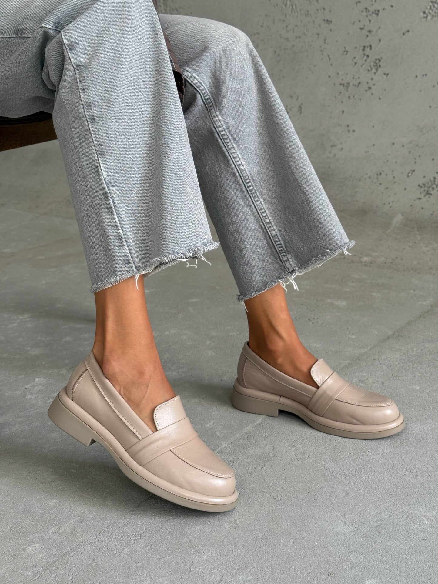 Класичні лофери ™️NikArt, бежевий