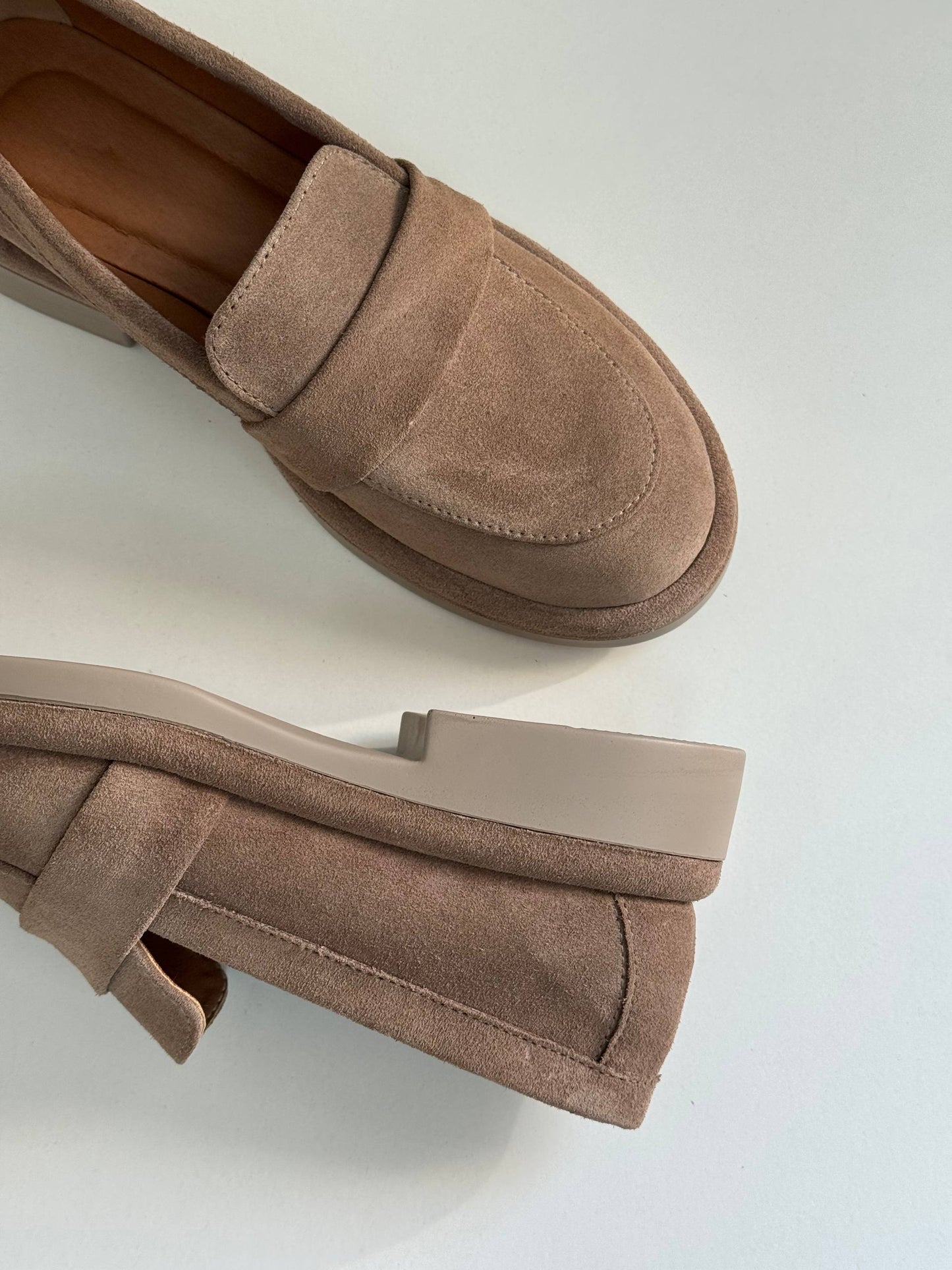 Класичні лофери ™️NikArt замша, бежевий