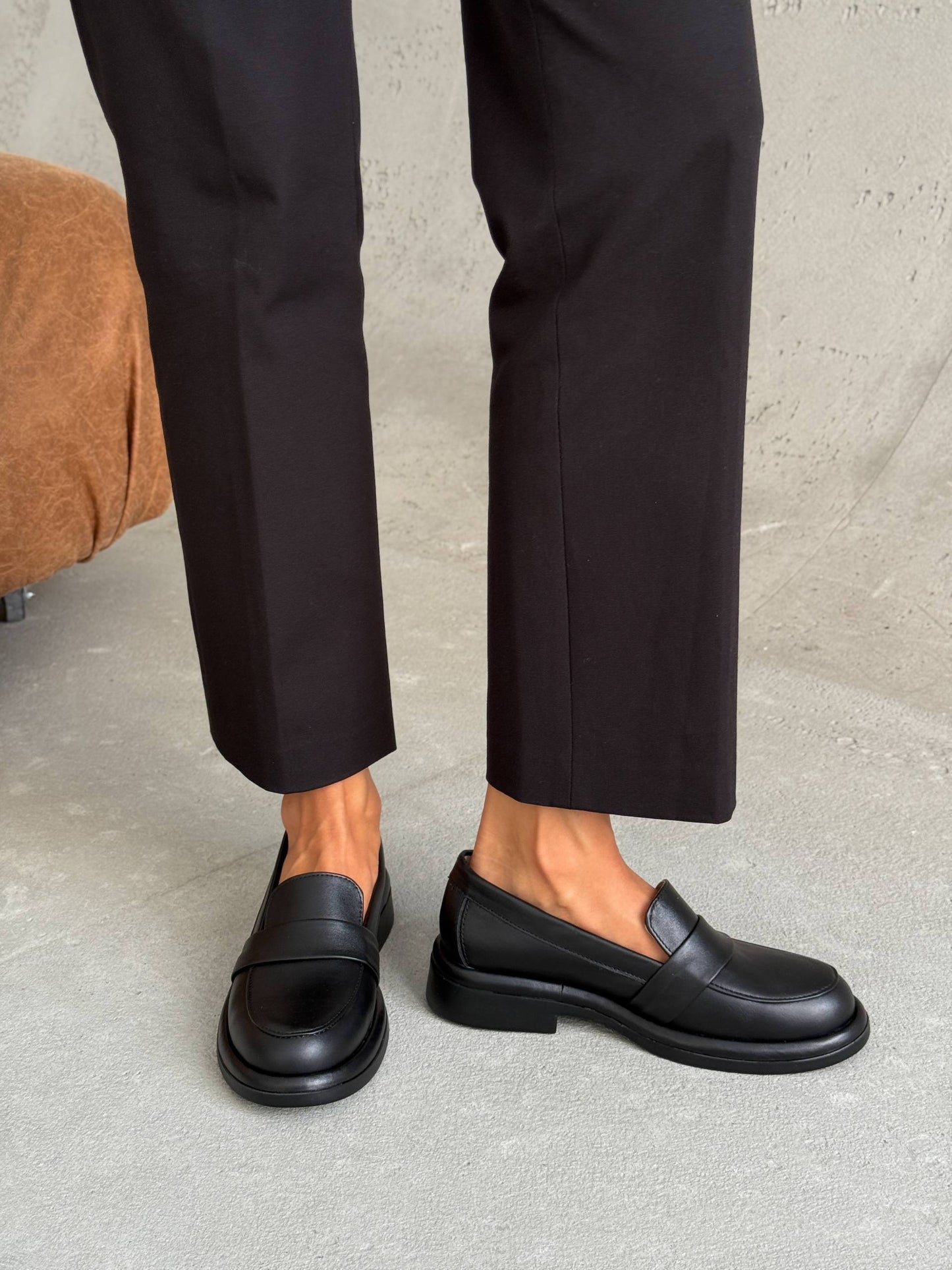 Класичні лофери ™️NikArt зі шкіри, чорний