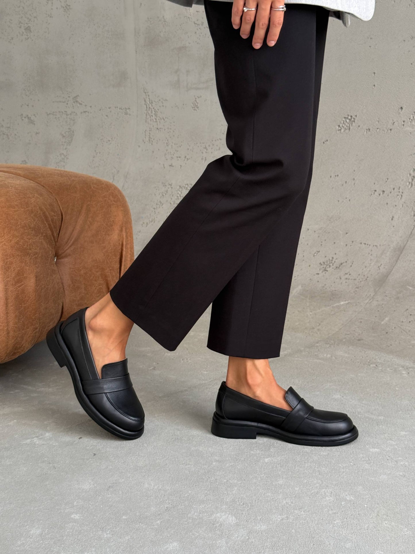 Класичні лофери ™️NikArt зі шкіри, чорний