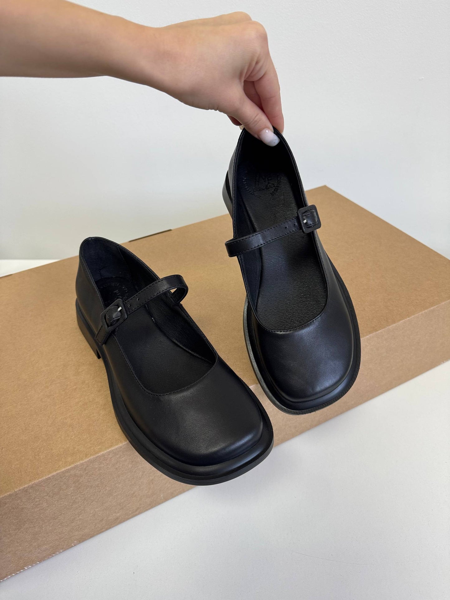 Туфлі з анатомічним носиком, чорний