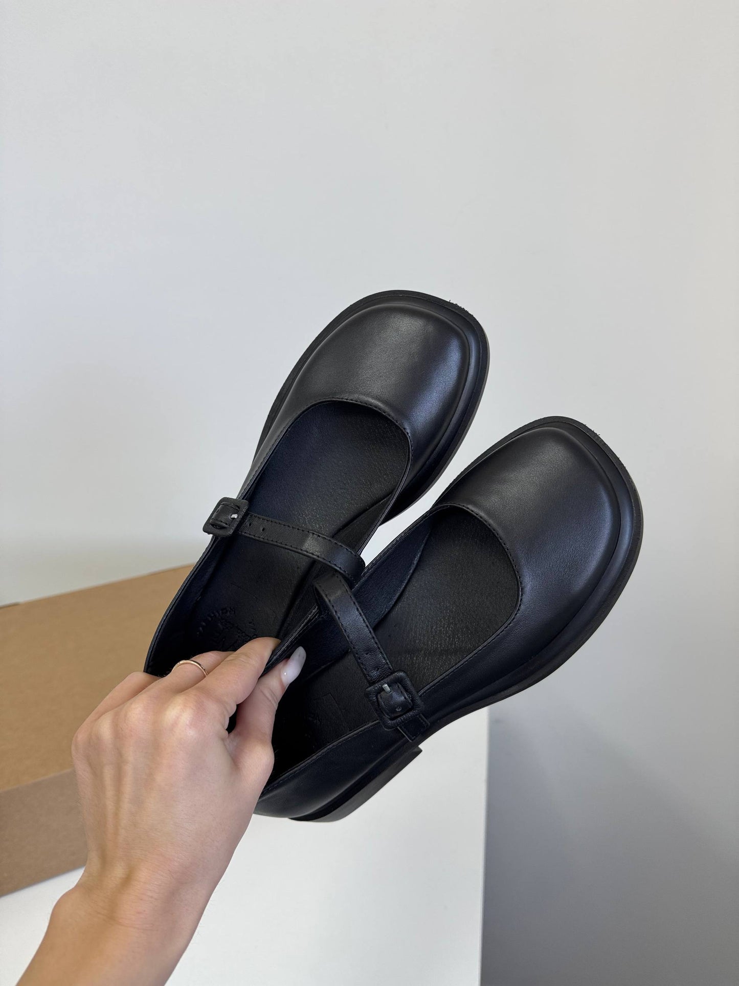 Туфлі з анатомічним носиком, чорний