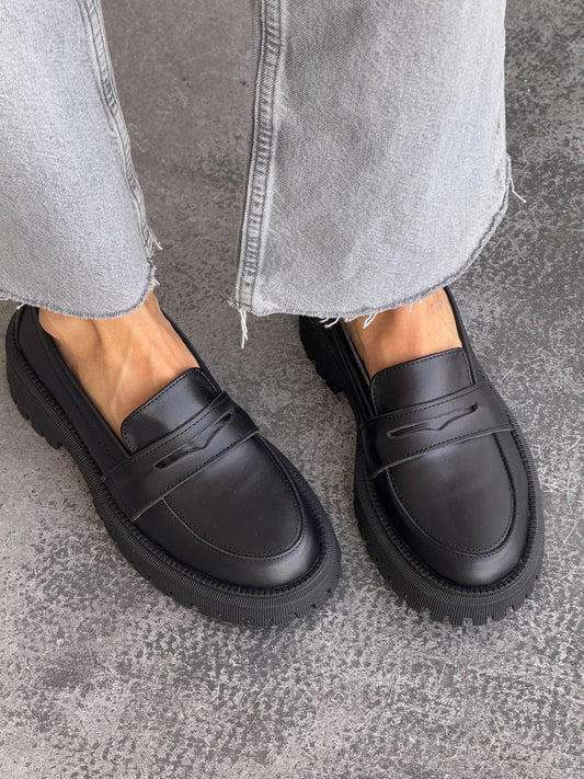 Лофери зі шкіри, чорний